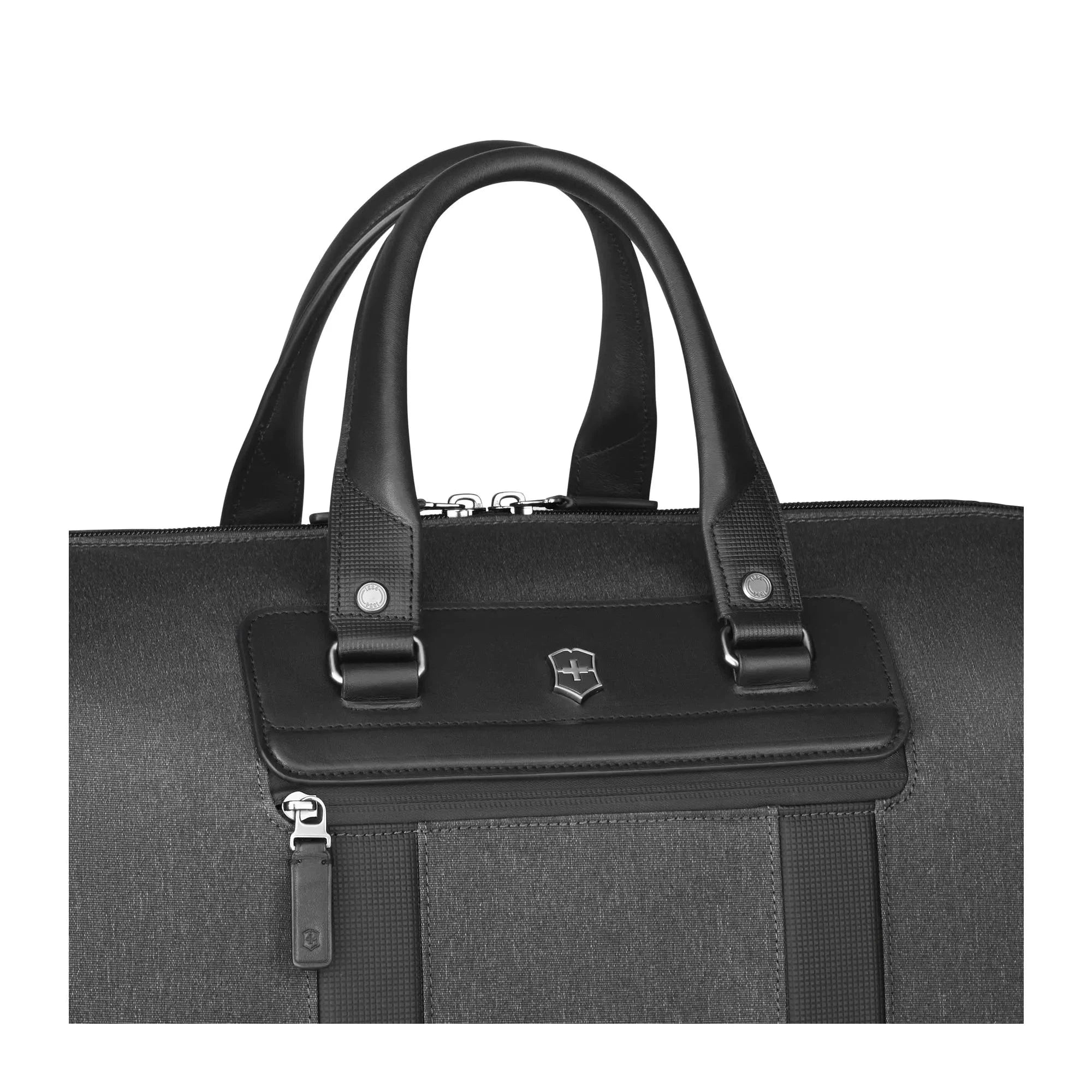 Victorinox Architecture Urban2 Weekender Bag - Durable Travel & Gym Backpack for Men & Women - Perfect for Work, Commuting & Outdoor Adventures