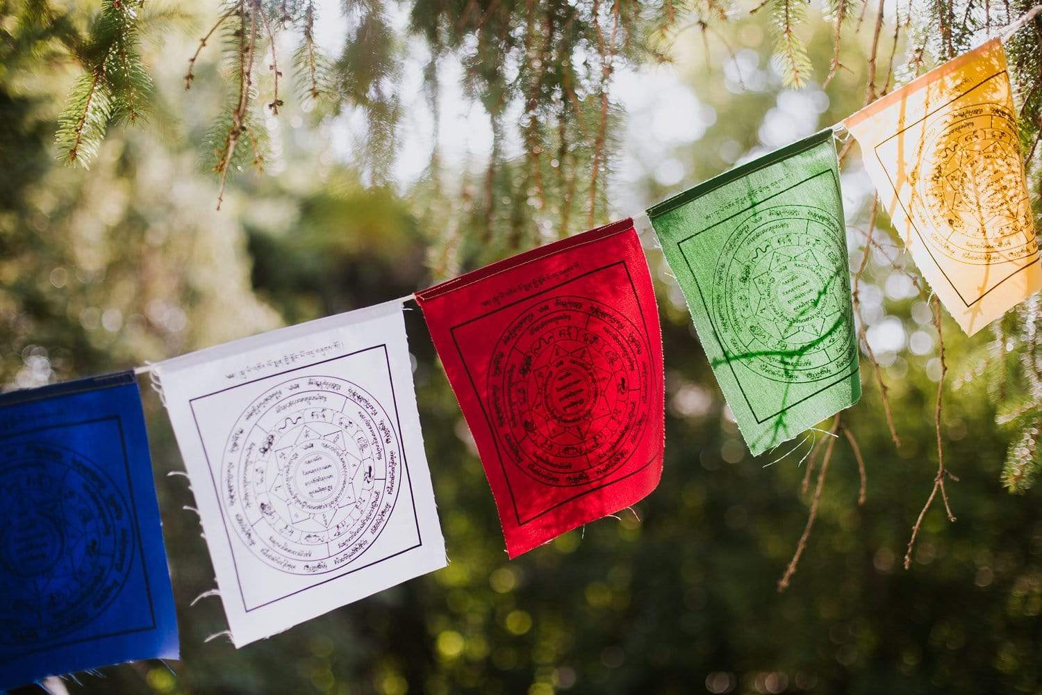Chakra & Astrology Prayer Flags - Spiritual Decor for Meditation, Yoga & Home Blessings | Feng Shui Wall Hanging for Positive Energy & Harmony