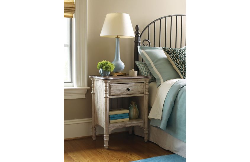 Weatherford Bedroom Collection - Modern Bedroom Furniture Set for Cozy & Stylish Home Decor - Perfect for Master Bedrooms, Guest Rooms & Apartments