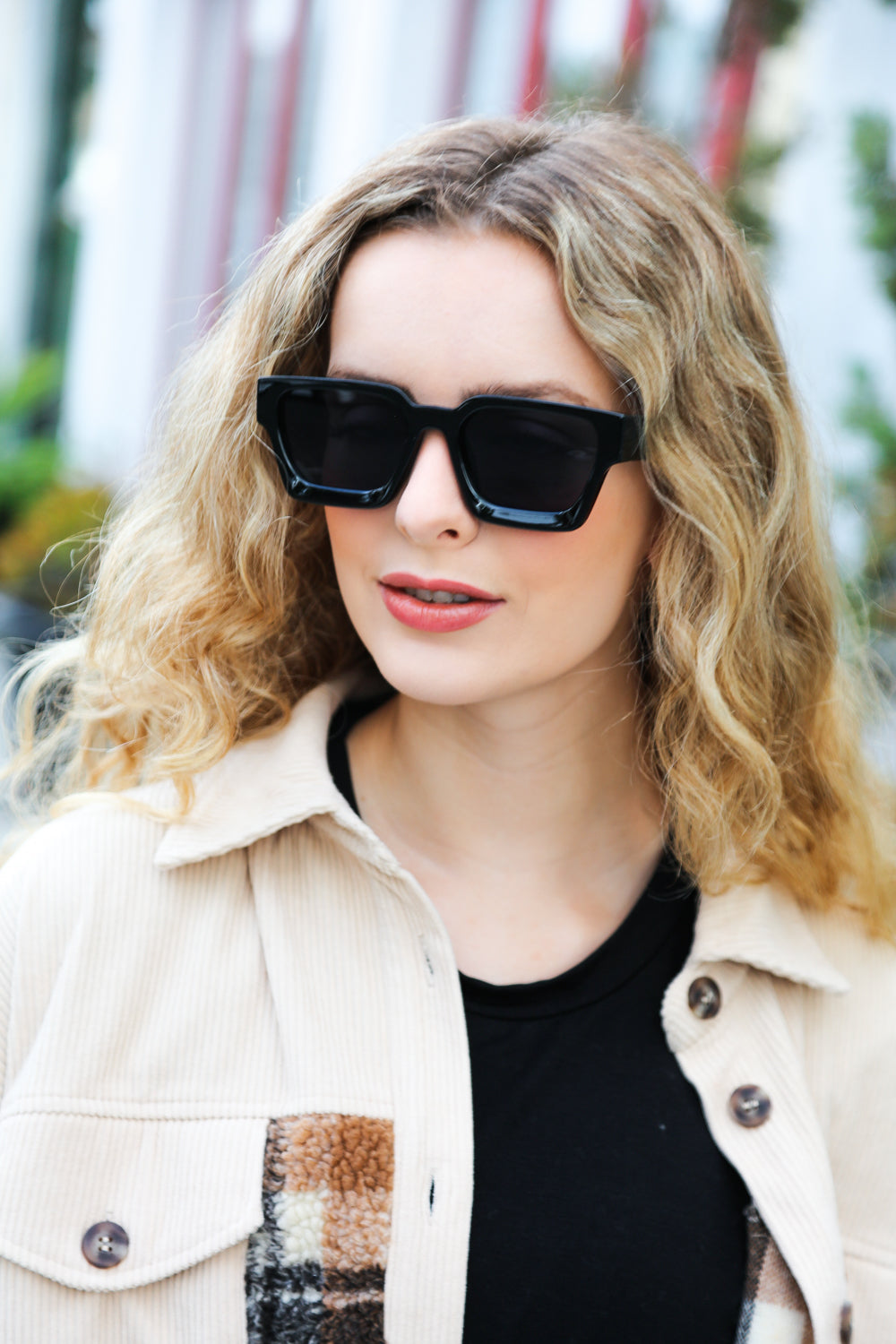 Stylish Black Thick Frame Rectangle Sunglasses for Men & Women - UV Protection, Polarized, Fashionable Square Shades for Driving, Beach, Outdoor Activities