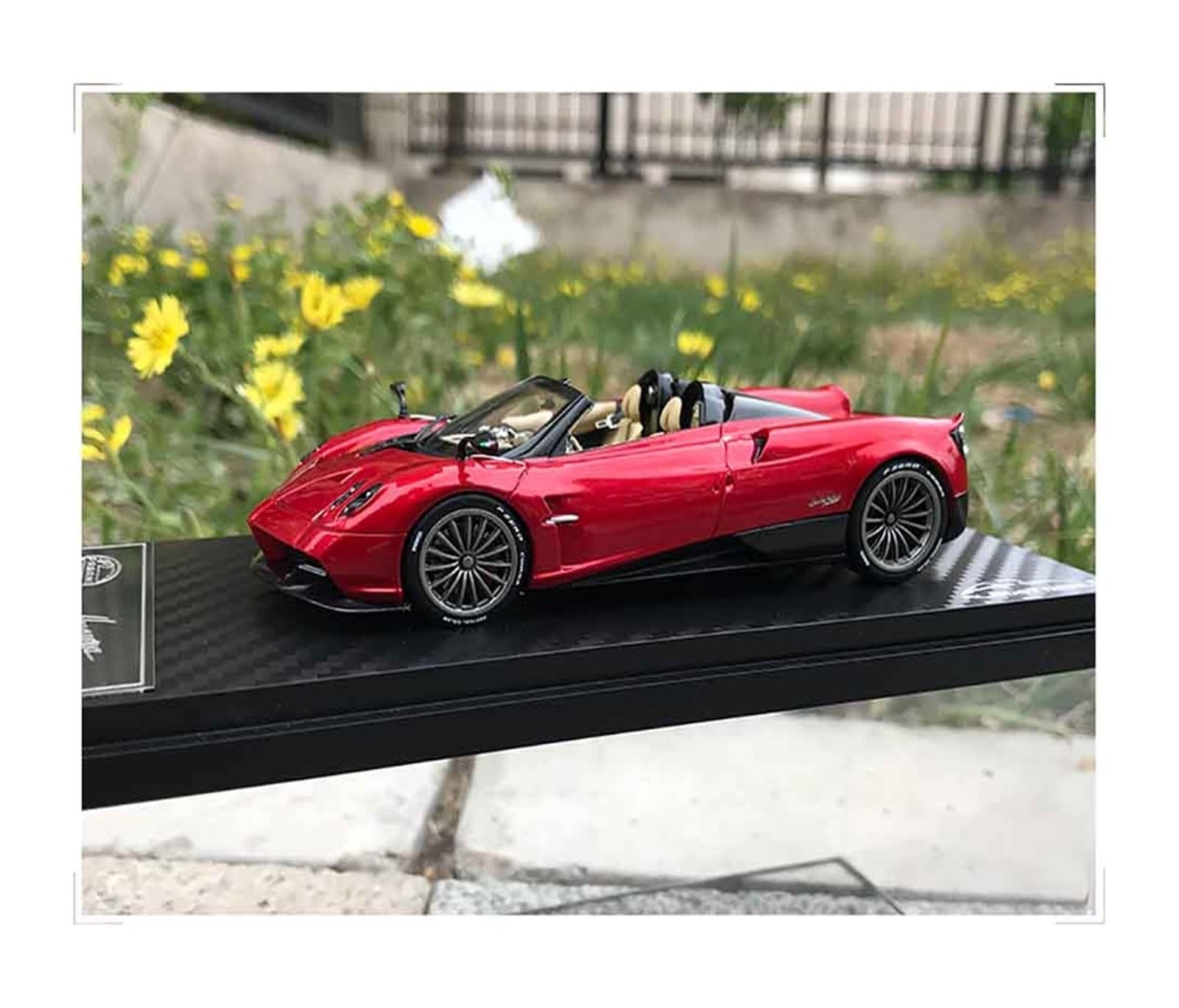 1:43 Scale Pagani Huayra Sports Car Model - Highly Detailed Die-Cast Collectible for Car Enthusiasts & Gift Ideas | Perfect for Display, Office Decor, and Racing Fans Collection