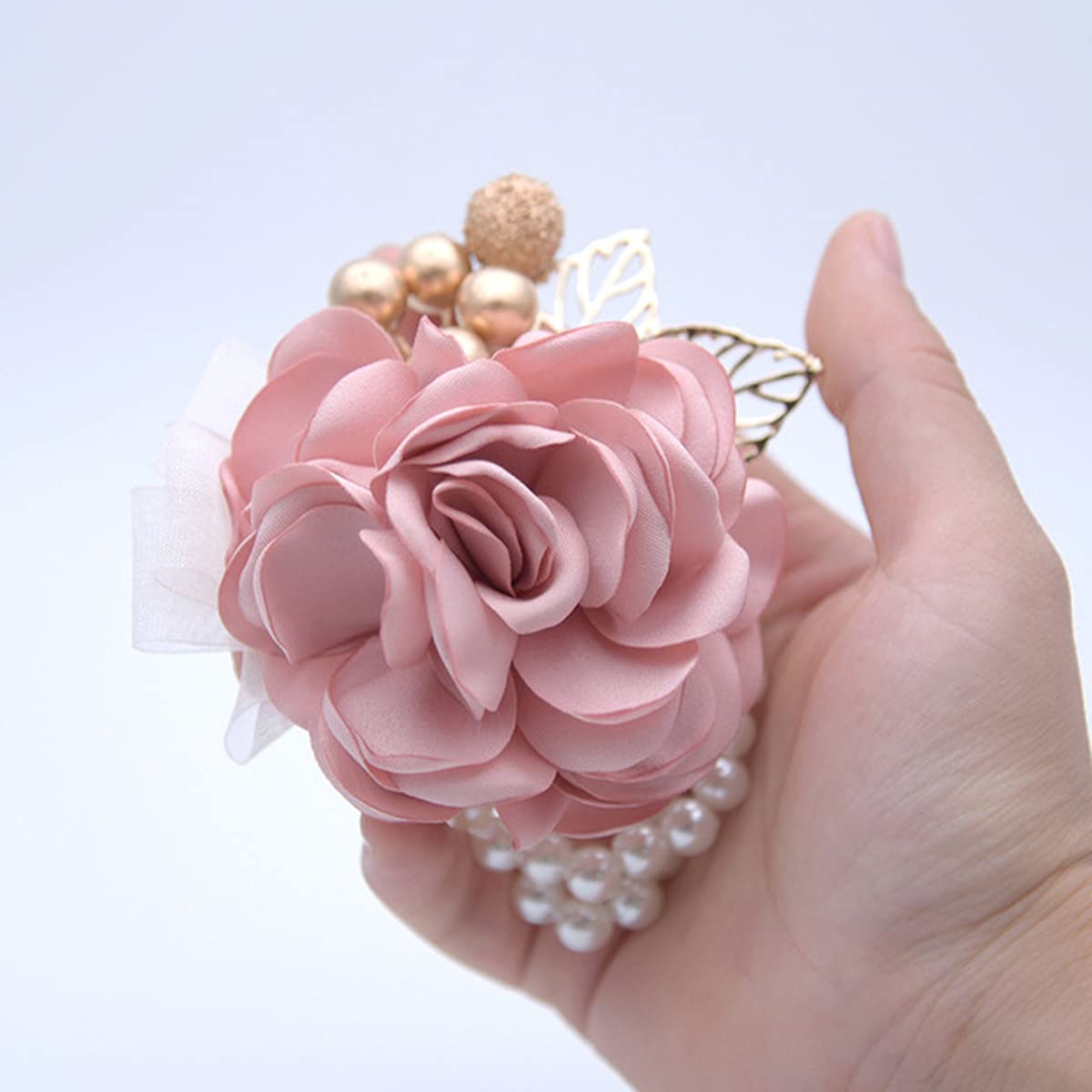 Snadulor 1Pcs Artificial Flower Wrist Corsage Bracelet for Bride & Bridesmaids - Champagne Pink Wedding Accessory for Bridal Shower, Anniversary & Party - Perfect for Wedding Bouquet Alternatives & Photo Props
