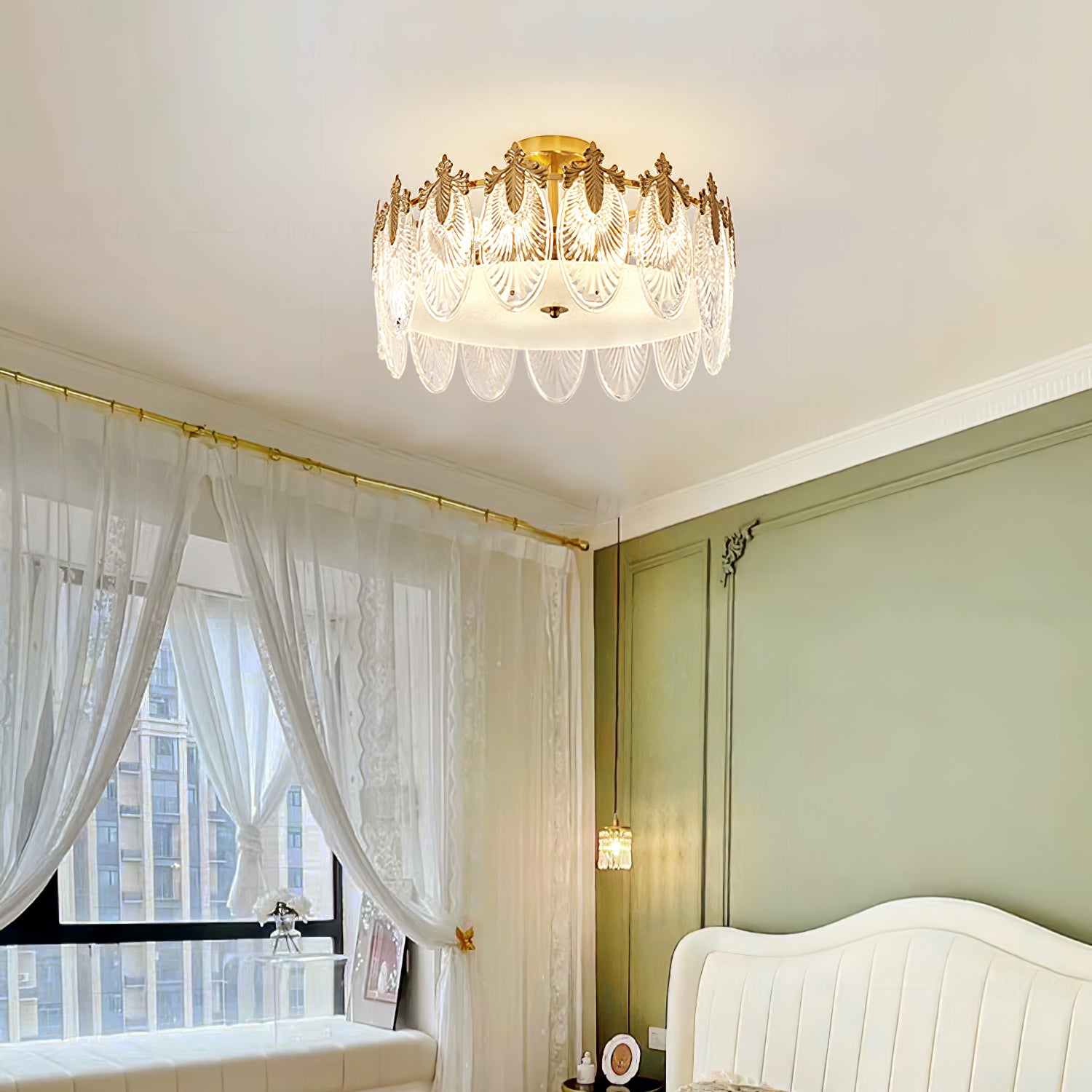 Elegant Decorative Pattern Glass Round Chandelier - Modern Crystal Ceiling Light Fixture for Dining Room, Bedroom, Living Room & Foyer Lighting