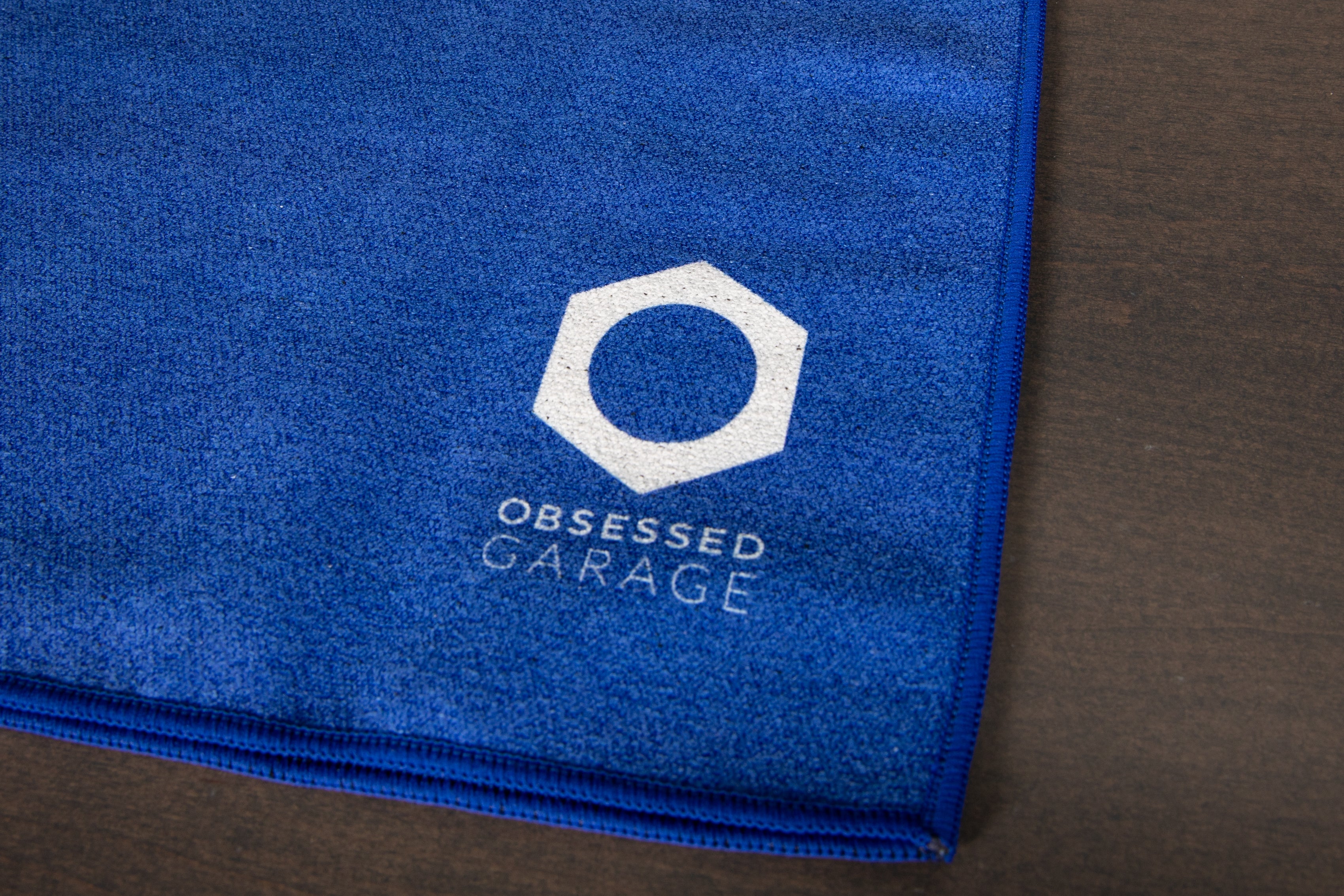 Premium Obsessed Garage Gym Towel - Super Absorbent Microfiber Workout Towel for Fitness, Gym & Home Exercise - Perfect for Sweat Absorption & Quick Drying