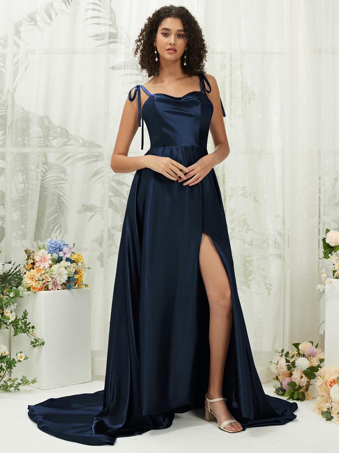 Elegant Dark Navy Satin Sweetheart Neckline Formal Gown with Adjustable Straps & Hidden Pocket - Perfect for Prom, Evening Gala, Wedding Guest & Special Occasions