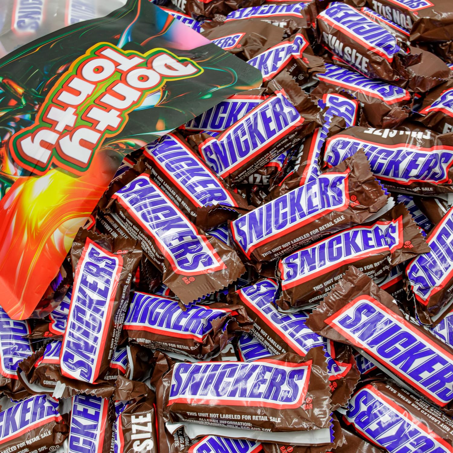 SNICKERS FUN SIZE Chocolate Candy Bars 1 lb Bulk Bag - Peanut Caramel Candy, Individually Wrapped Sweet Snacks (26 Pieces) | Perfect for Halloween, Party Favors & Office Treats
