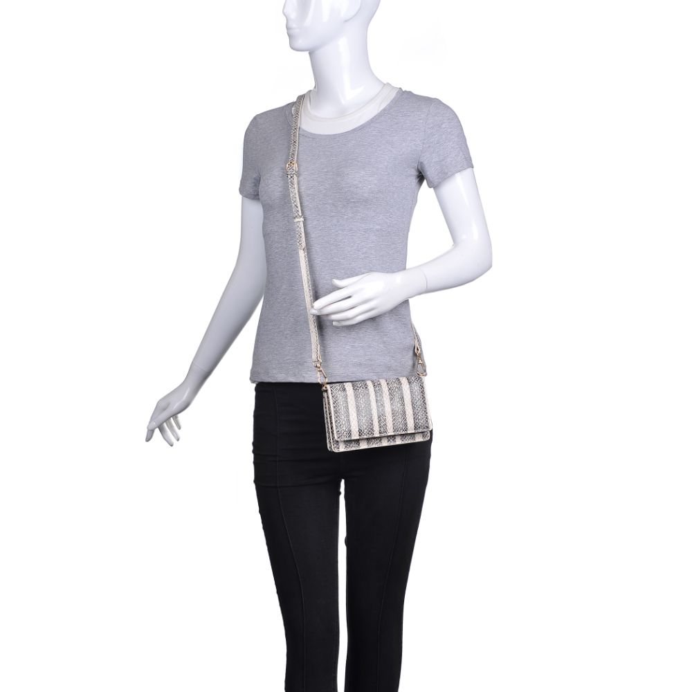 Emma Snake Print Crossbody Bag - Stylish & Trendy Shoulder Purse for Women | Perfect for Casual Outings, Parties & Everyday Use