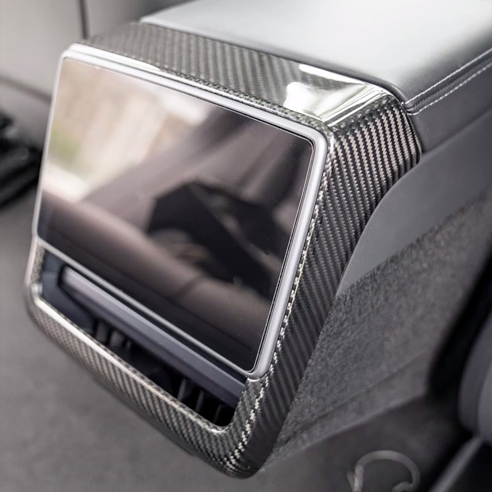Premium Real Carbon Fiber Rear Screen Frame Trim for 2024+ Tesla Model 3 Highland & 2025+ Model Y Juniper – Glossy/Matte Finish | High-Quality Interior Upgrade for Enhanced Luxury & Style | Perfect for Car Enthusiasts & Tesla Owners