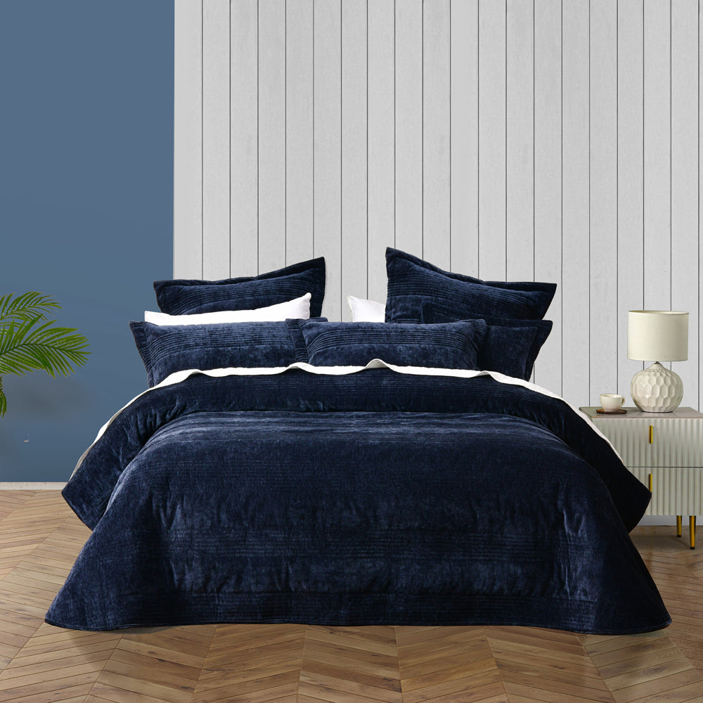 Cyrano Indigo Super King Size Coverlet - Luxurious Bedding for Elegant Bedrooms | Perfect for Master Suites, Guest Rooms & Upscale Hotels