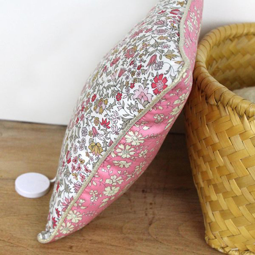 Barnabe Loves Coffee Musical Cushion Elena (Soft Song) - Soothing Baby Gift for Nursery, Playtime & Bedtime Comfort