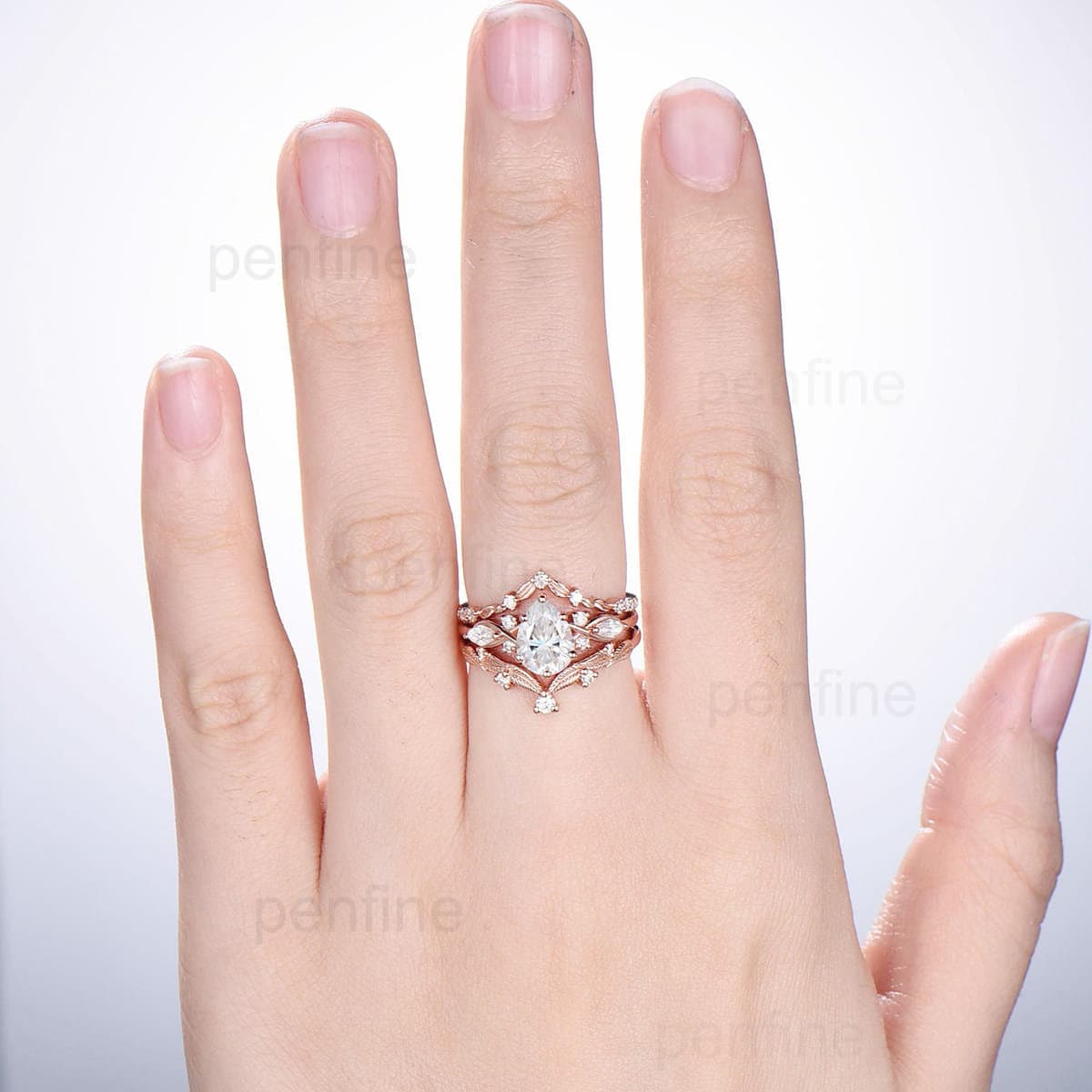 Vintage Pear Shaped Moissanite Engagement Ring Set with Lab Grown Diamond Wedding Band - Curved Stacking Bridal Jewelry Set for Women, Perfect for Proposals, Anniversaries & Special Occasions
