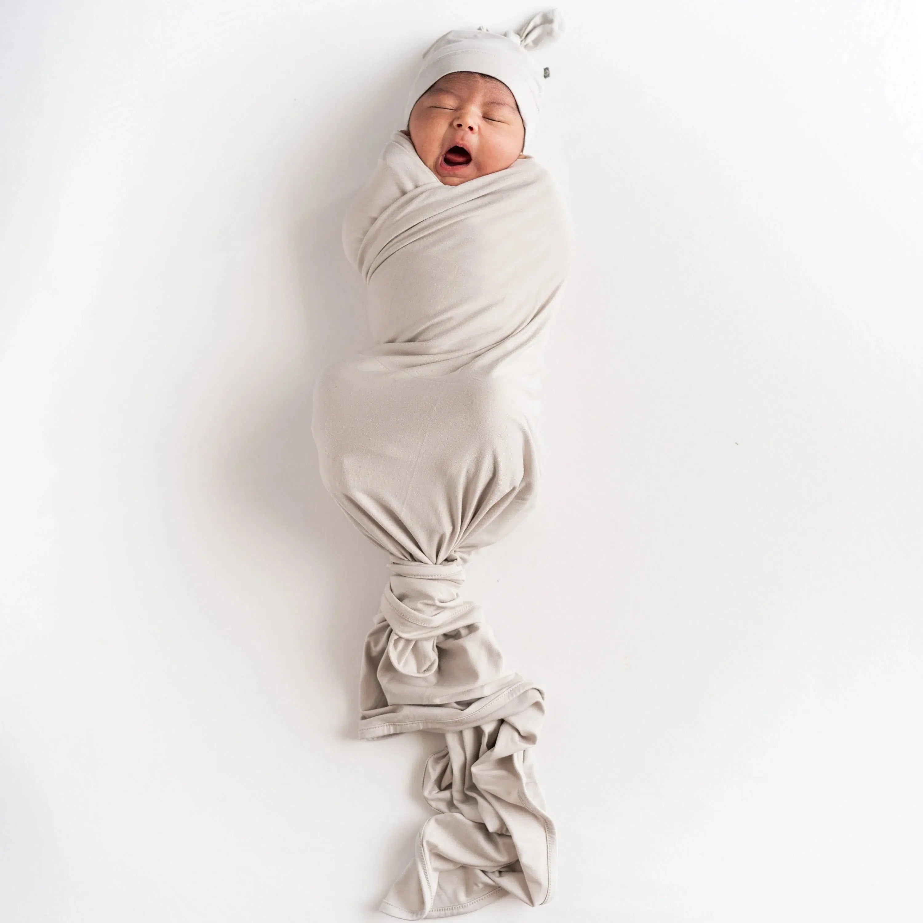 Kyte Baby Knotted Cap for Newborns - Soft Organic Cotton Baby Beanie - Perfect for Sleeping, Outings & Photo Shoots