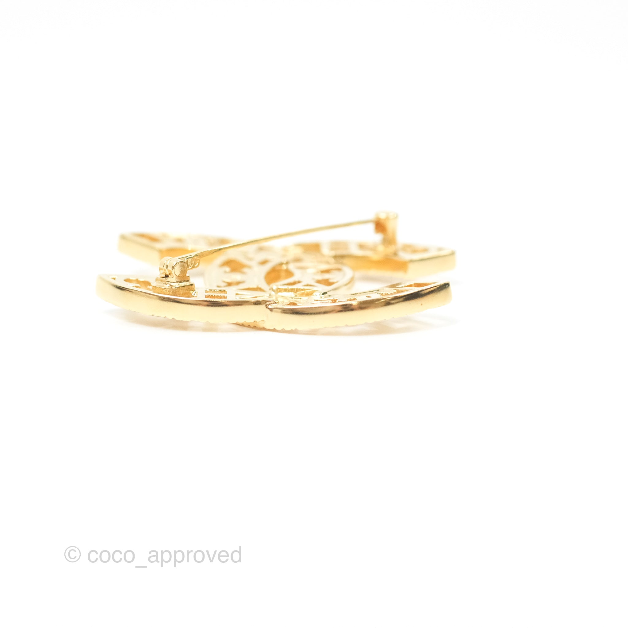 Chanel CC Logo Brooch Gold Tone 22A Collection - Elegant Luxury Pin for Women, Perfect for Blazers, Coats, Bags & Special Occasions