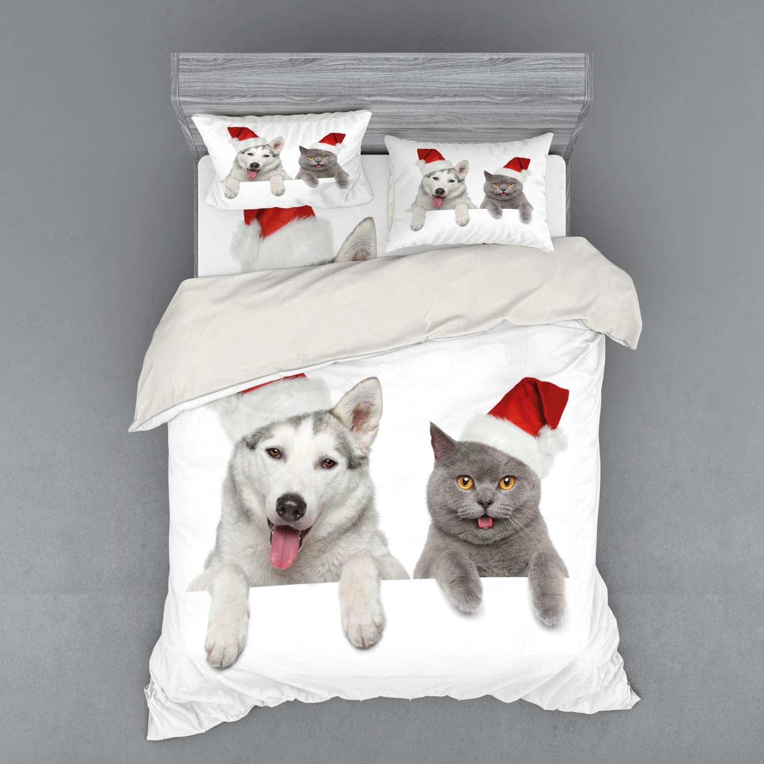 Ambesonne Christmas Bedding Set - Funny Dog and Cat in Santa Hats Duvet Cover, 4-Piece Queen Size Set with Shams & Fitted Sheet (White Grey Red) | Cozy Holiday Pet-Themed Bedroom Decor for Winter Season