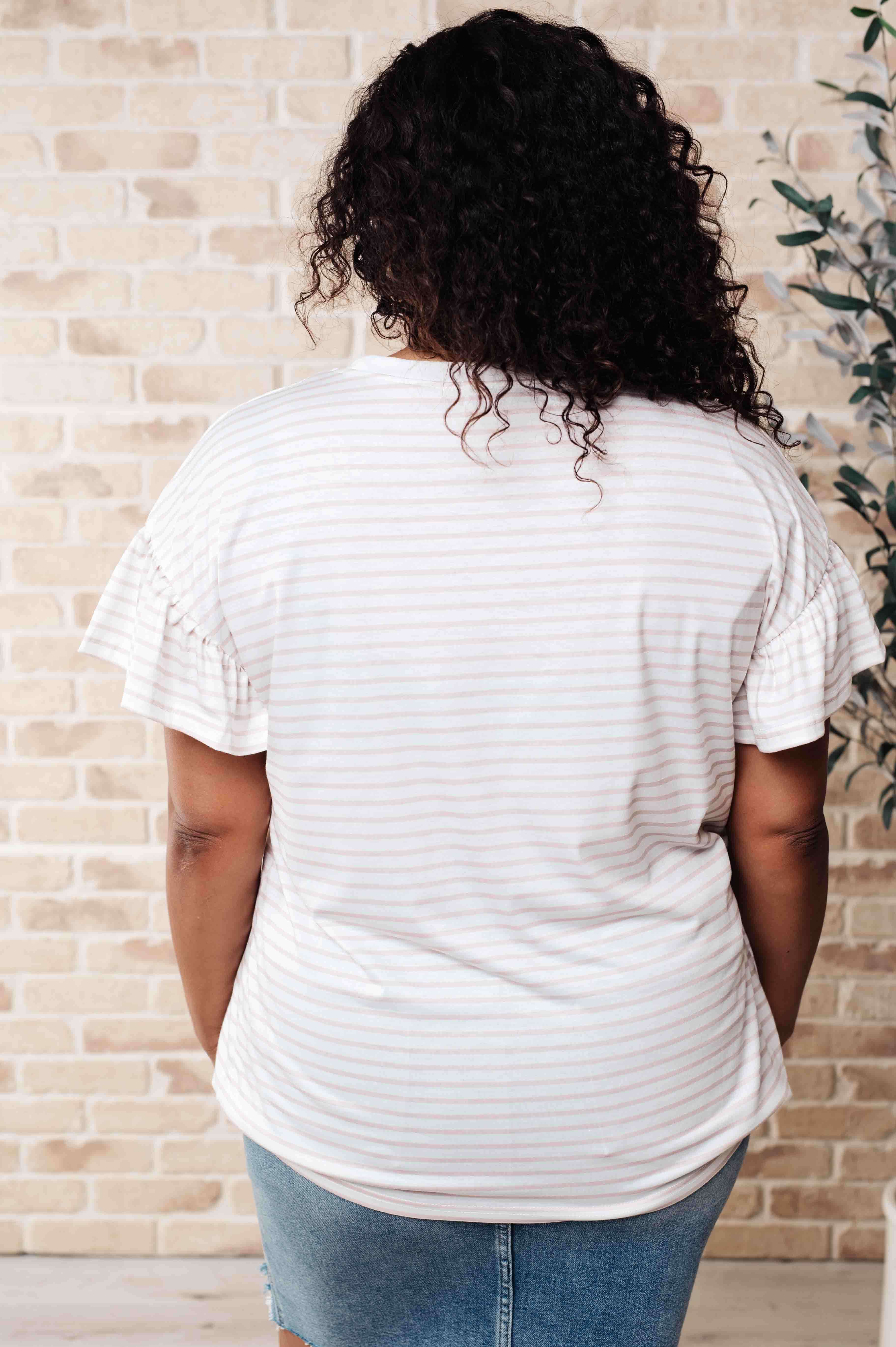 Elegant Lace Detail Striped Women's Top - Breathable Summer Blouse for Casual Outings & Date Nights