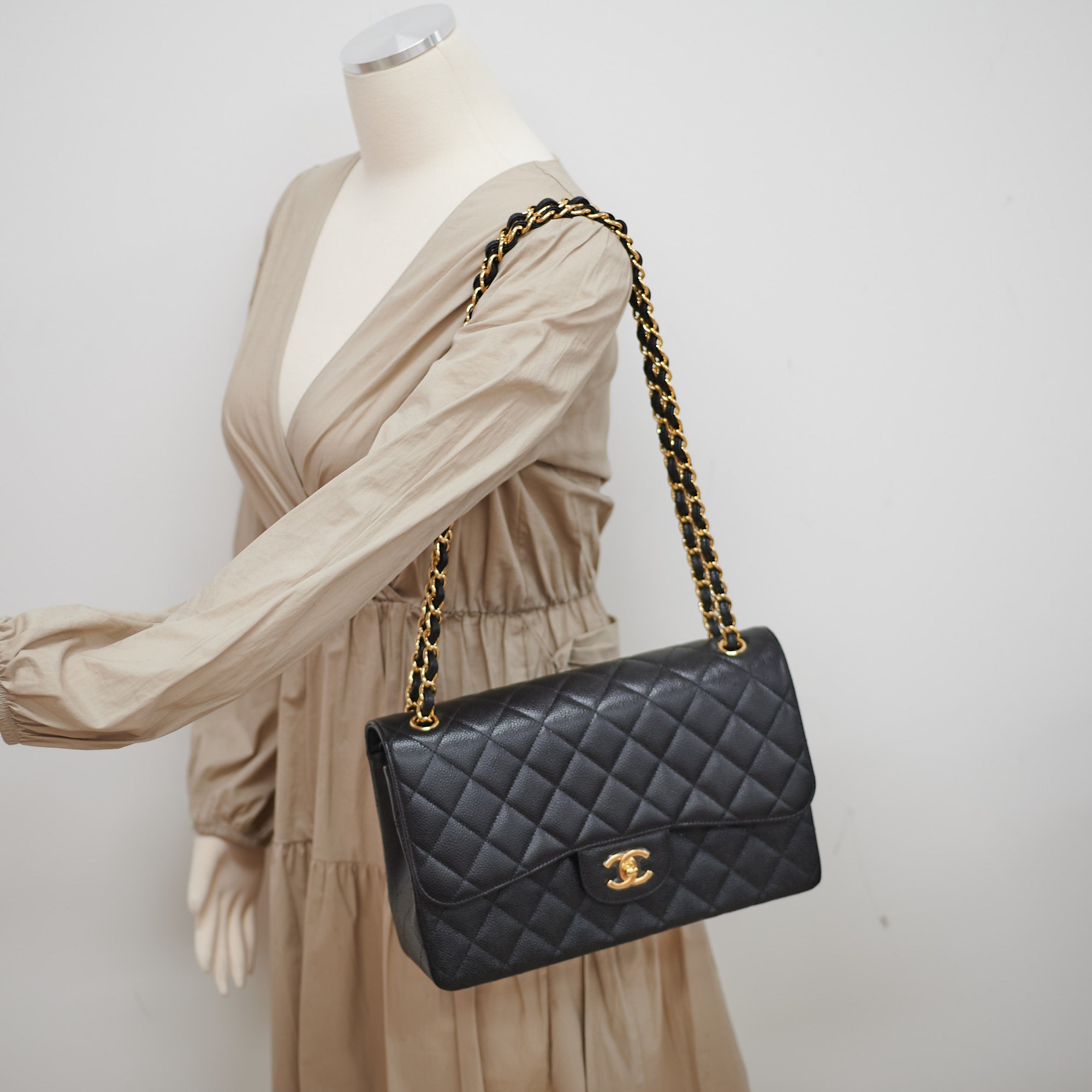 Authentic Chanel Quilted Jumbo Flap Bag in Black Caviar Leather with Gold Hardware - Perfect for Luxury Fashion & Special Occasions