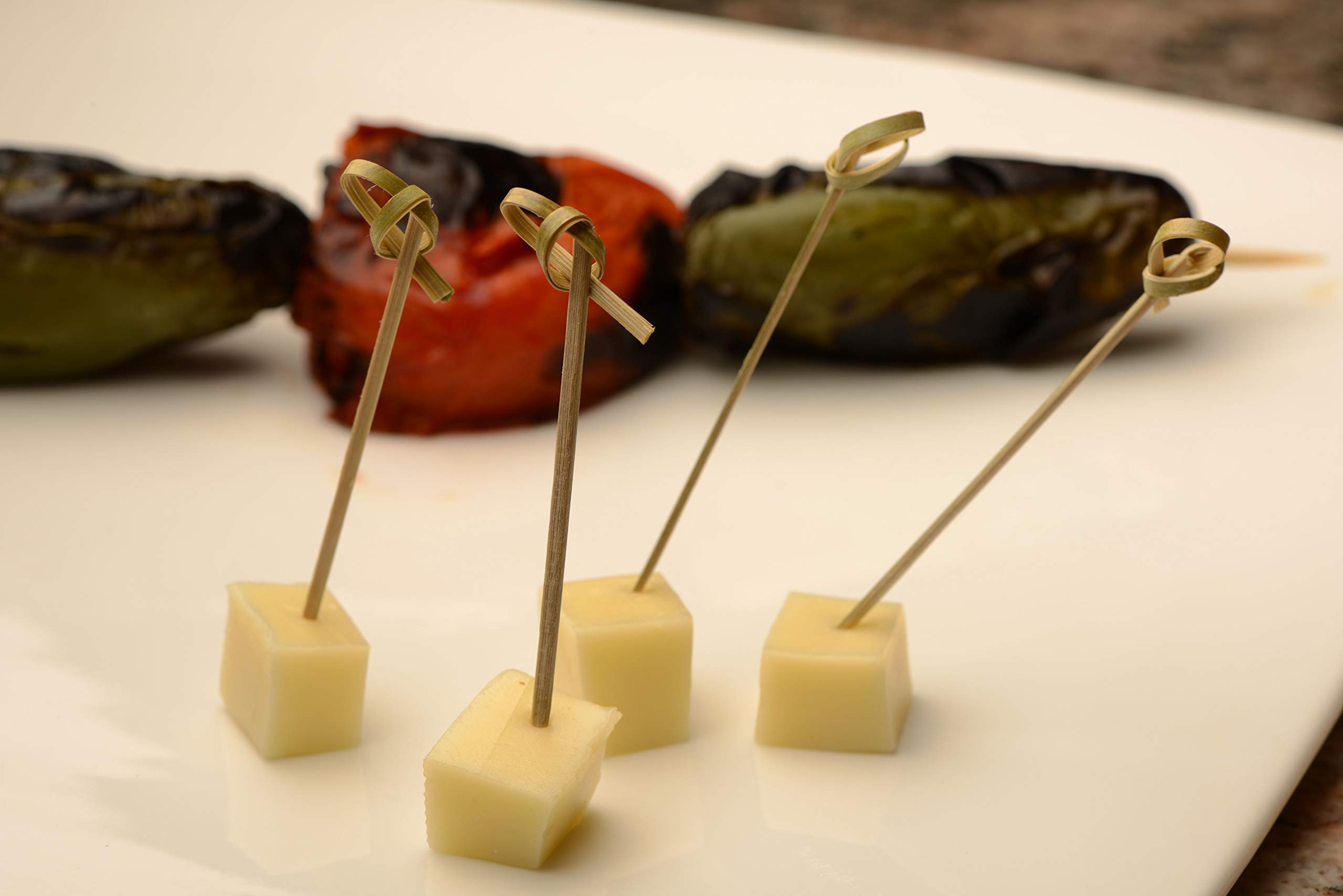 Eco-Friendly Bamboo Wood Cocktail Skewers - 3.5 Inch Appetizer Picks for Parties, Cheese Platters, Hors D'oeuvres & Snacks | Biodegradable & Reusable (Pack of 1000) | Perfect for Wedding Receptions, BBQ Gatherings & Cocktail Events