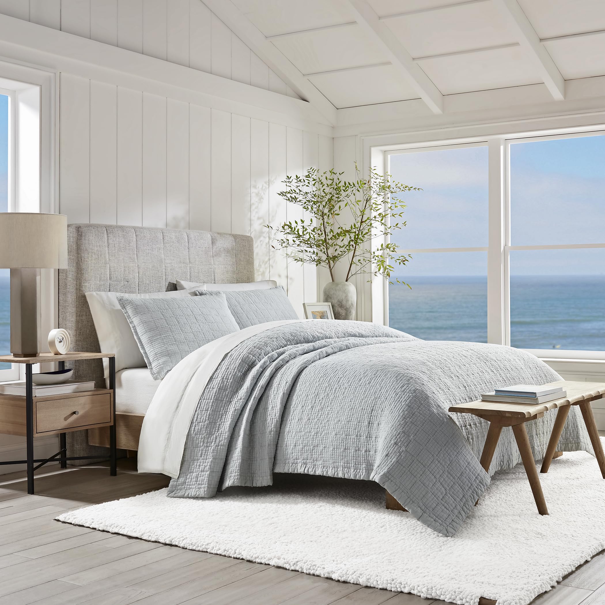 Premium UGG Campo Cotton Quilt - Soft All-Season Bedding with Exquisite Stitching, Cozy & Stylish Home Decor (Glacier Gray, Full/Queen) - Perfect for Master Bedrooms, Guest Rooms & Cozy Winter Nights