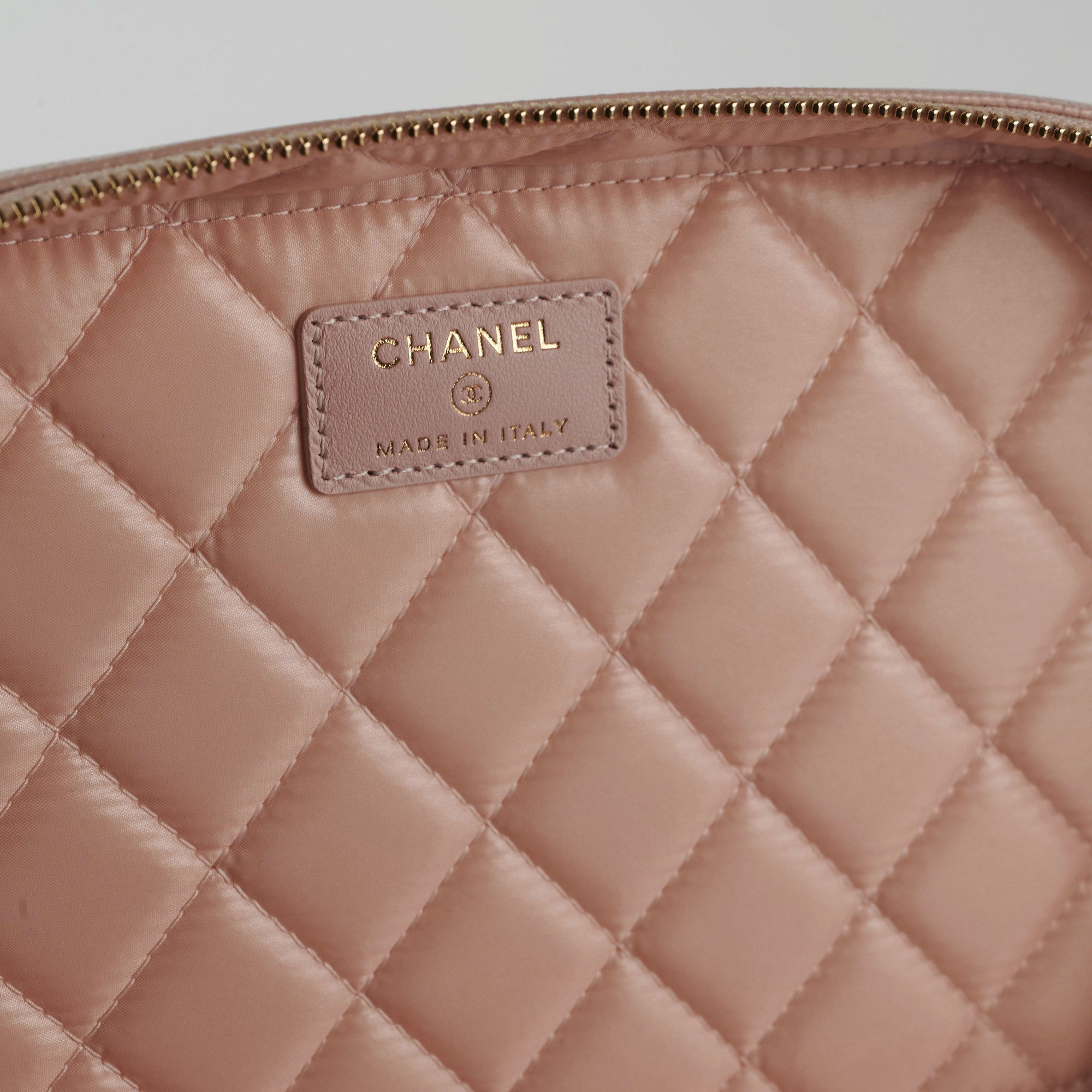 Chanel Caviar Vanity Cosmetic Bag Pink Rose Clair - Luxury Makeup Pouch for Travel & Everyday Use