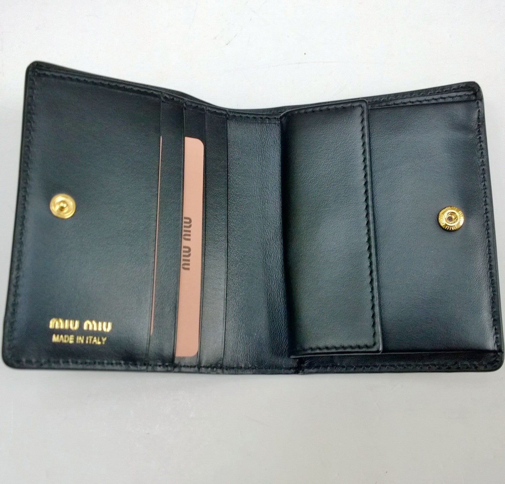 Miu Miu Black Patent Leather Crocodile Embossed Wallet Card Holder Case Purse - Stylish & Compact for Everyday Use, Travel, and Gift Giving