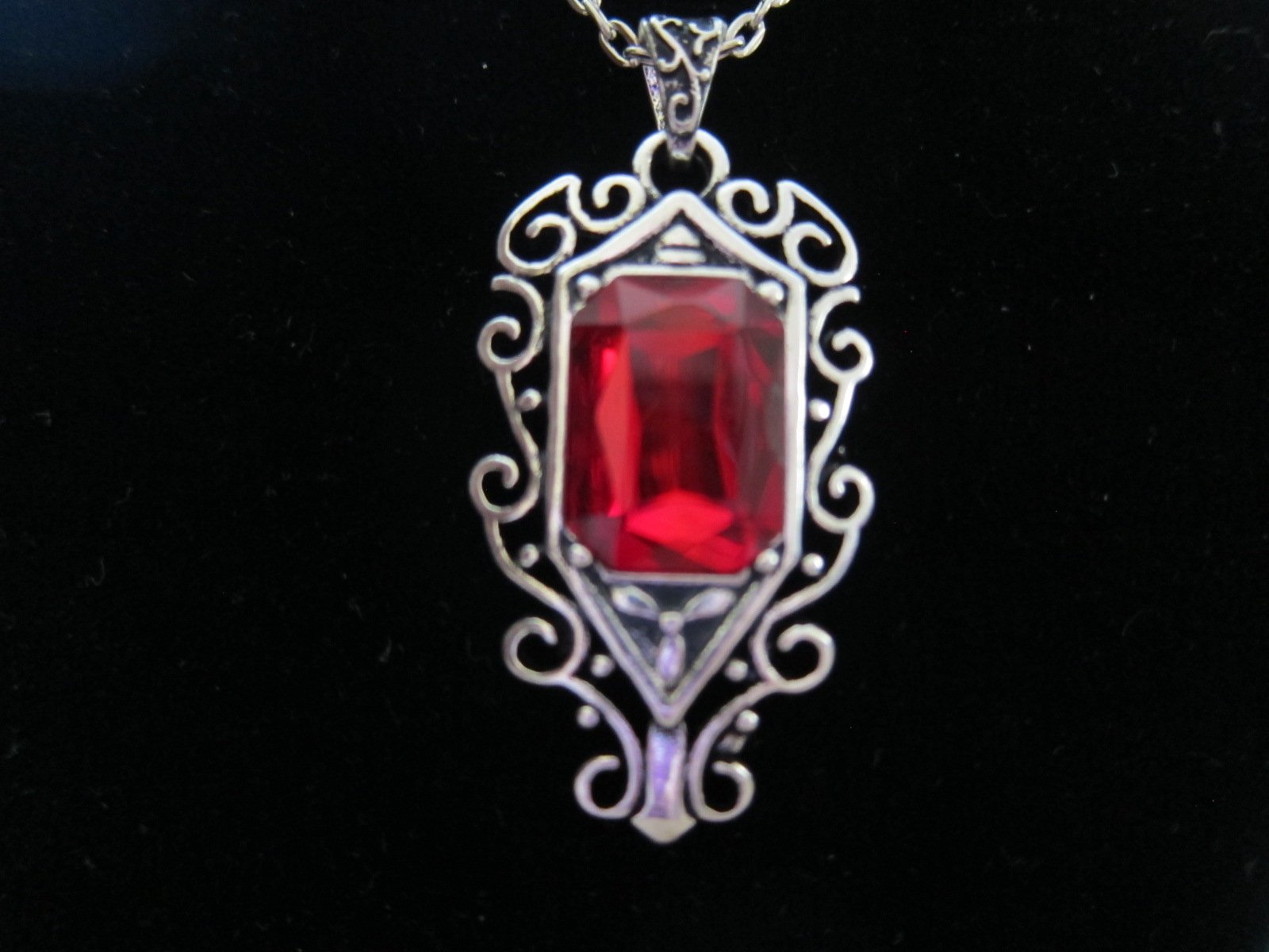 The Mortal Instruments City of Bones Isabelle Lightwood Angelic Power Pendant Necklace - Perfect Gift for Fantasy Book Fans & Cosplay Accessories