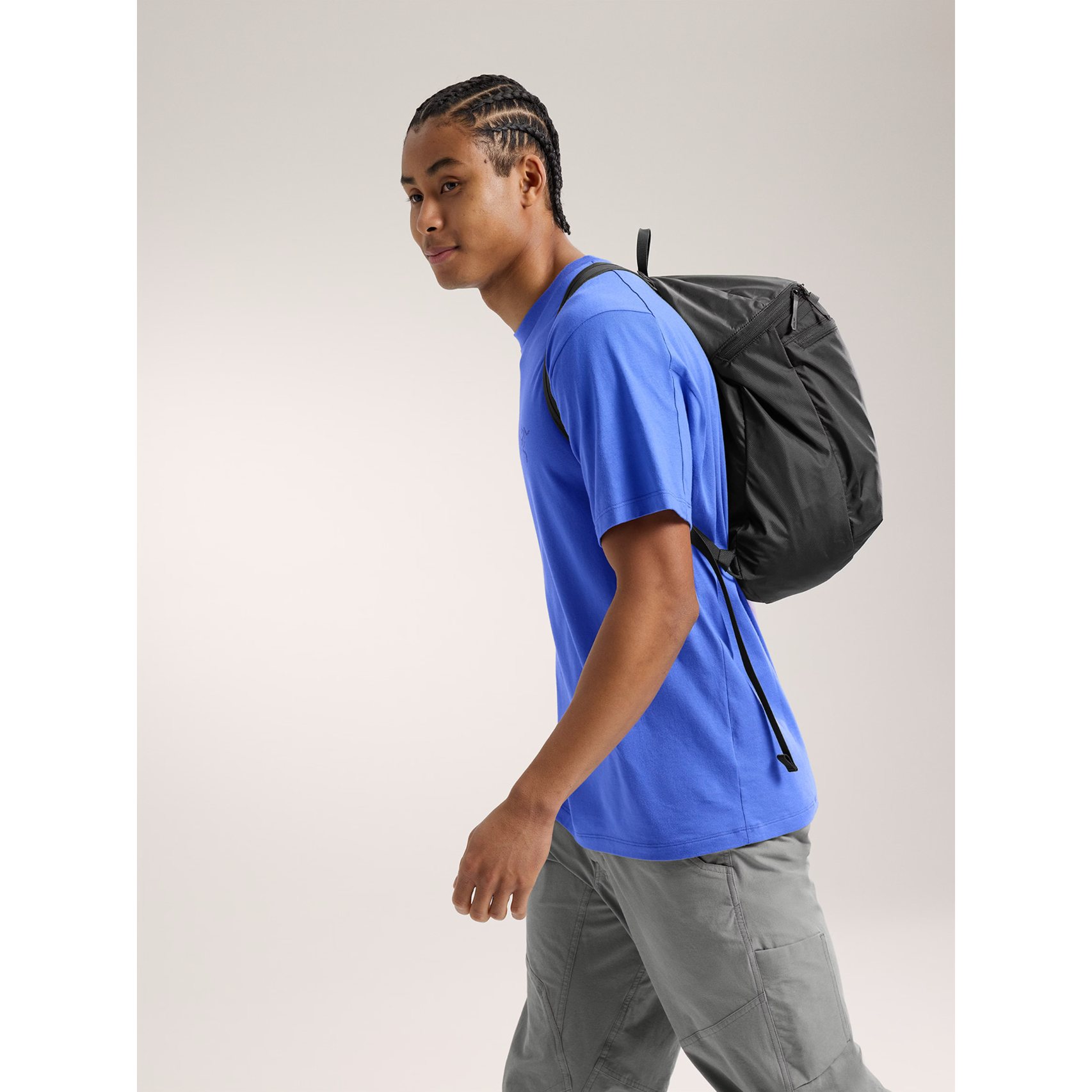 Arc'teryx Heliad 15L Backpack - Lightweight Hiking Daypack for Men & Women - Water-Resistant Outdoor Gear for Camping, Travel & Daily Commute