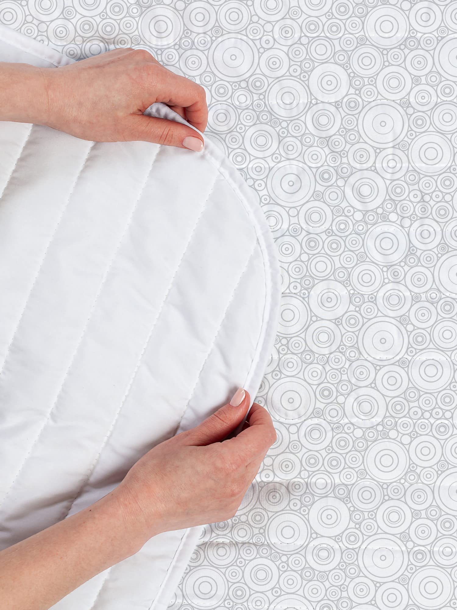 Ambesonne Grey Microfiber Bedspread Set - Geometric Circle Pattern Twin Size Comforter with Pillow Sham | Soft Shabby Chic Bedding for Cozy Bedroom Decor | Grey and White Modern Home Textiles