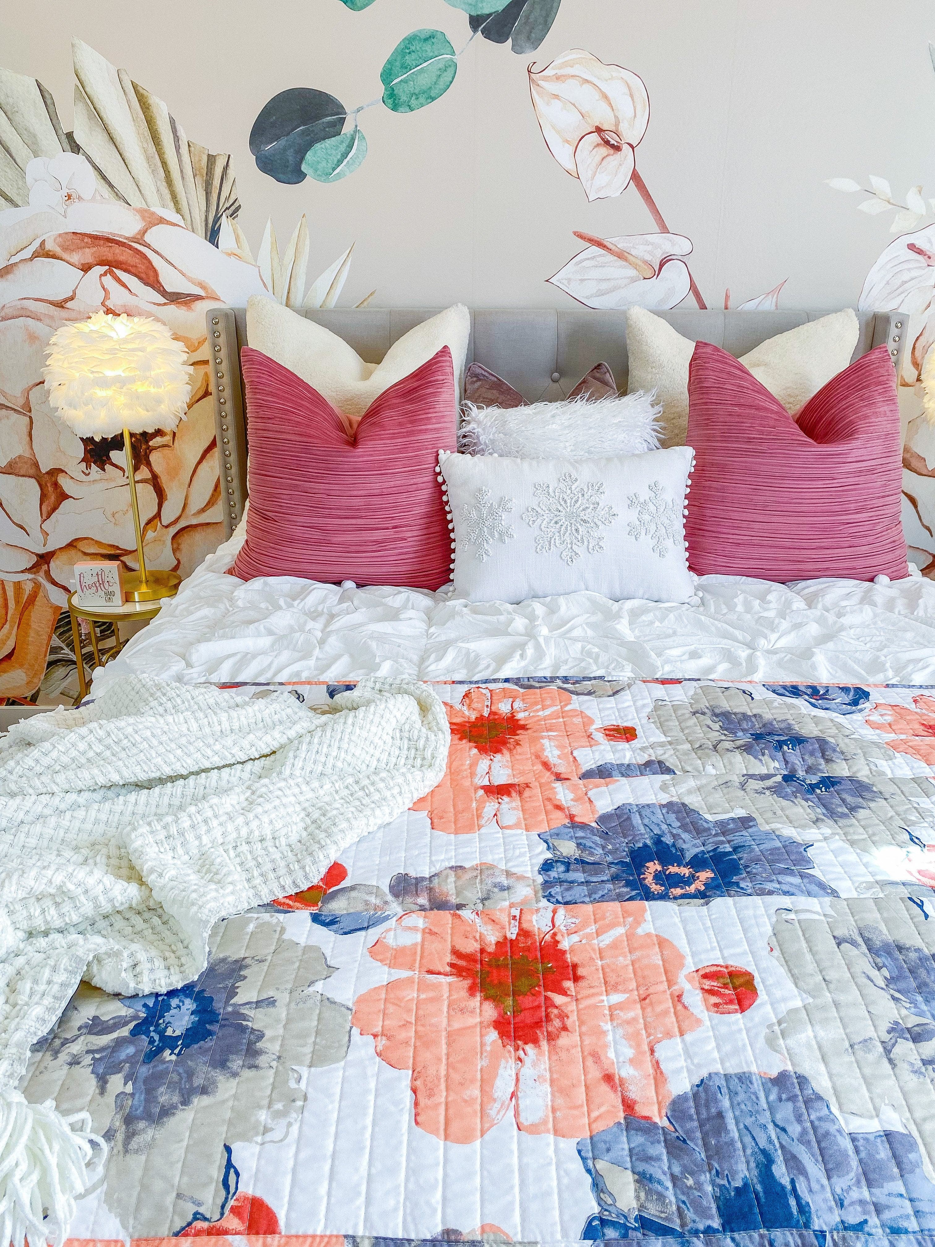 Leah Quilt 3 Piece Bedding Set - Queen Size Comforter, Pillow Shams & Bed Skirt - Soft Microfiber Luxury Quilted Bed Set for Cozy Bedroom Decor