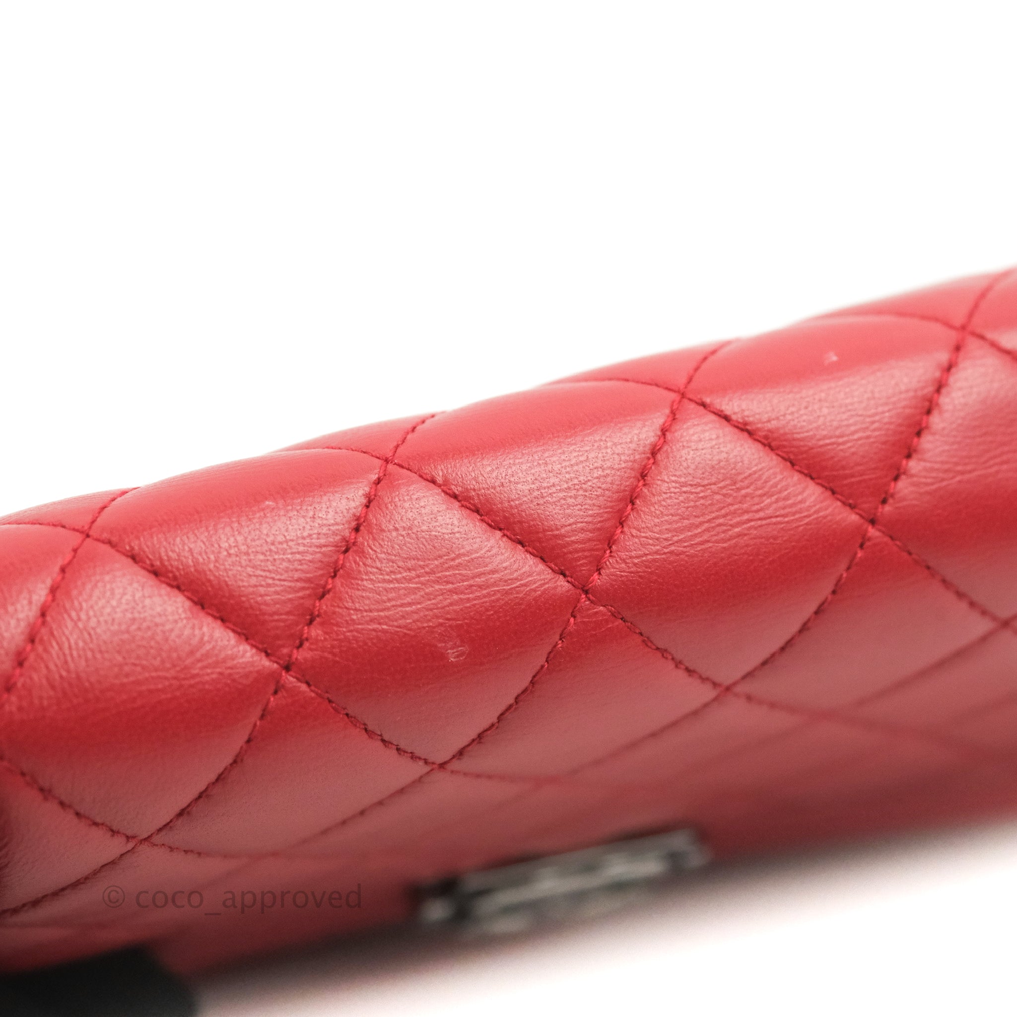 Chanel Boy Wallet on Chain WOC Red Lambskin Leather Crossbody Bag with Dark Silver Hardware - Perfect for Evening Events & Luxury Fashion Accessories
