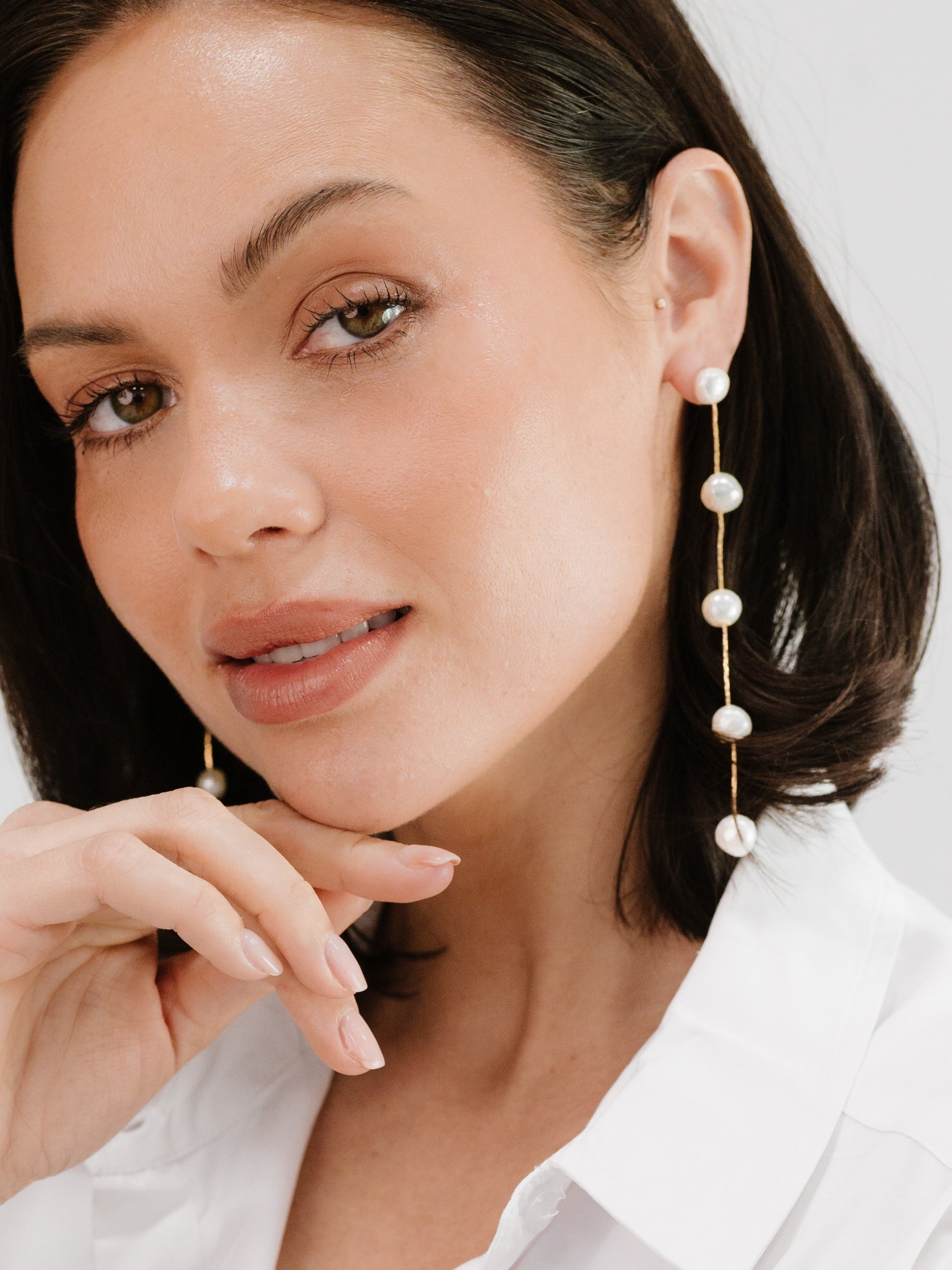 Exquisite Pearl Drop Earrings for Women - Elegant Dangling Jewelry for Parties, Weddings & Special Occasions