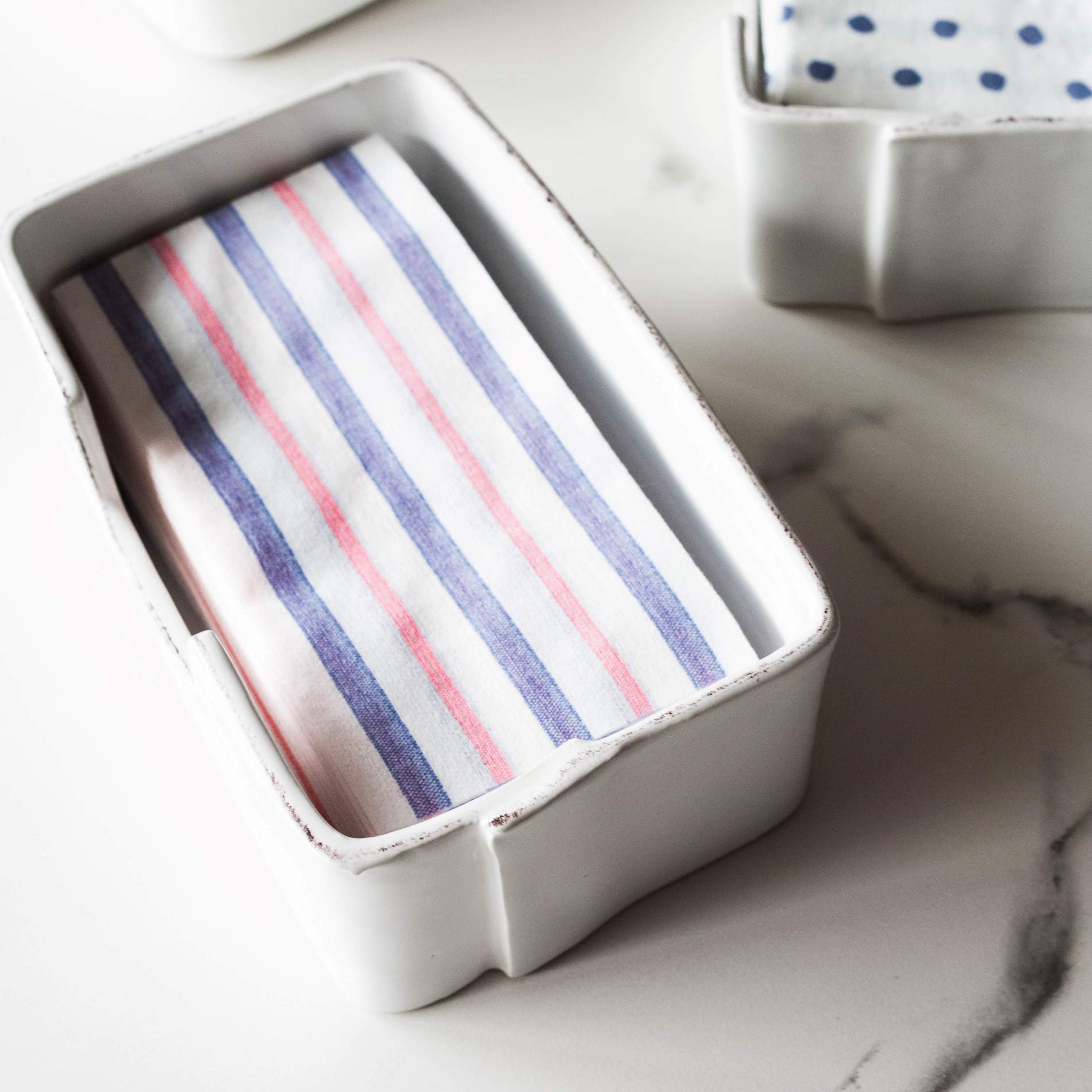 Vietri Lastra White Ceramic Guest Towel Holder - 8.25
