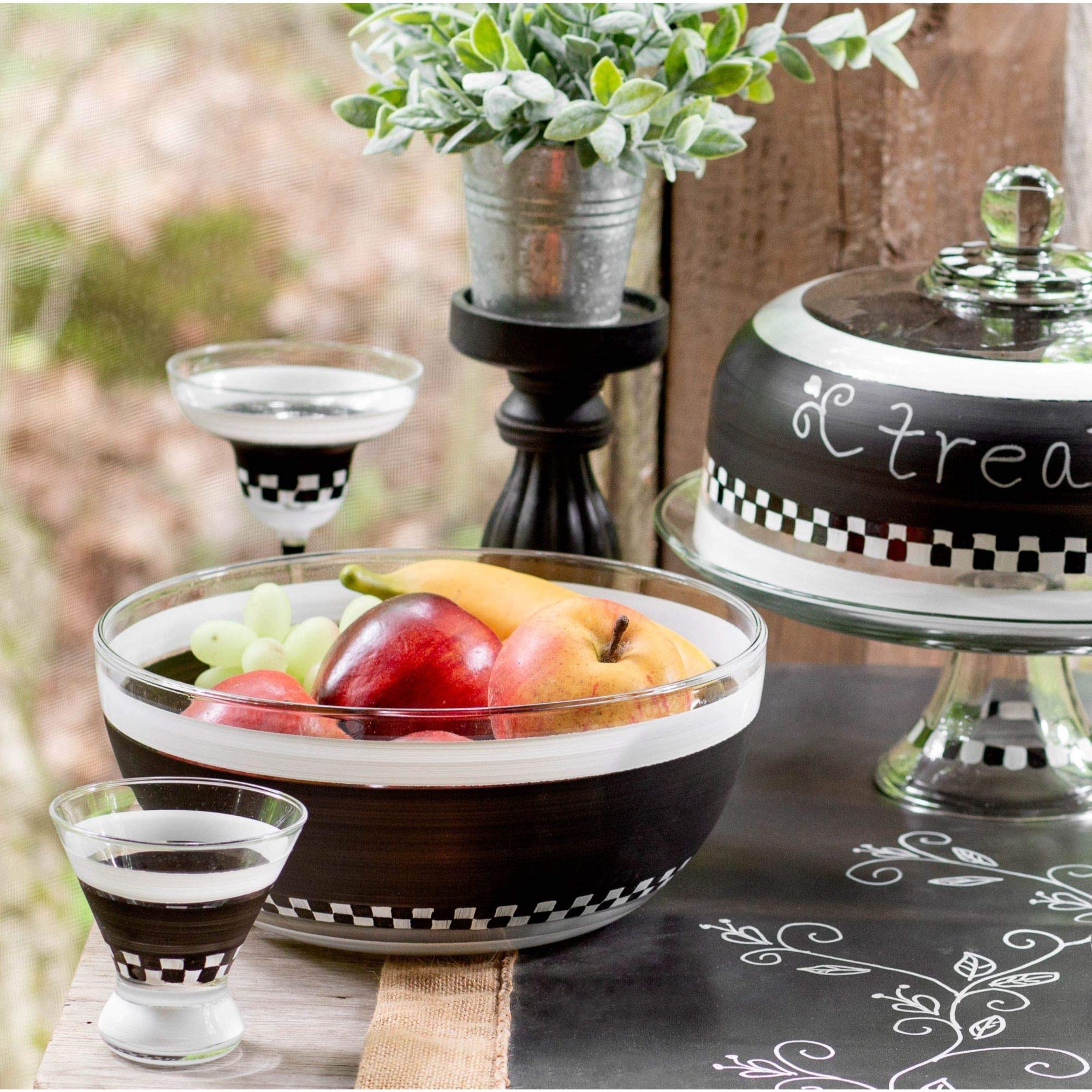 2-Pack Black and White Checkered Margarita Glasses - 6.75 Inch Cocktail Glasses for Margaritas, Mojitos & Party Drinks - Perfect for Cinco de Mayo, Summer BBQs & Themed Parties