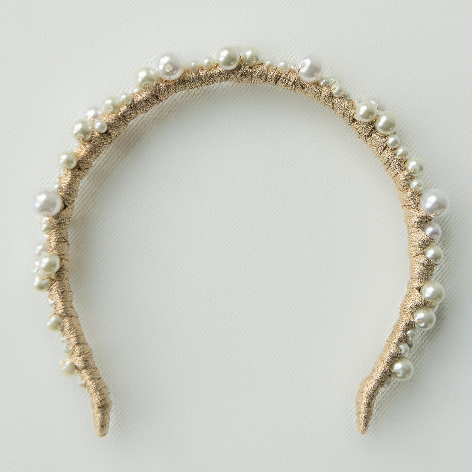 A'el Este Charlotte Bridal Pearl Headband - Gold Pearl Wedding Hair Accessory for Brides, Bridesmaids, and Special Occasions