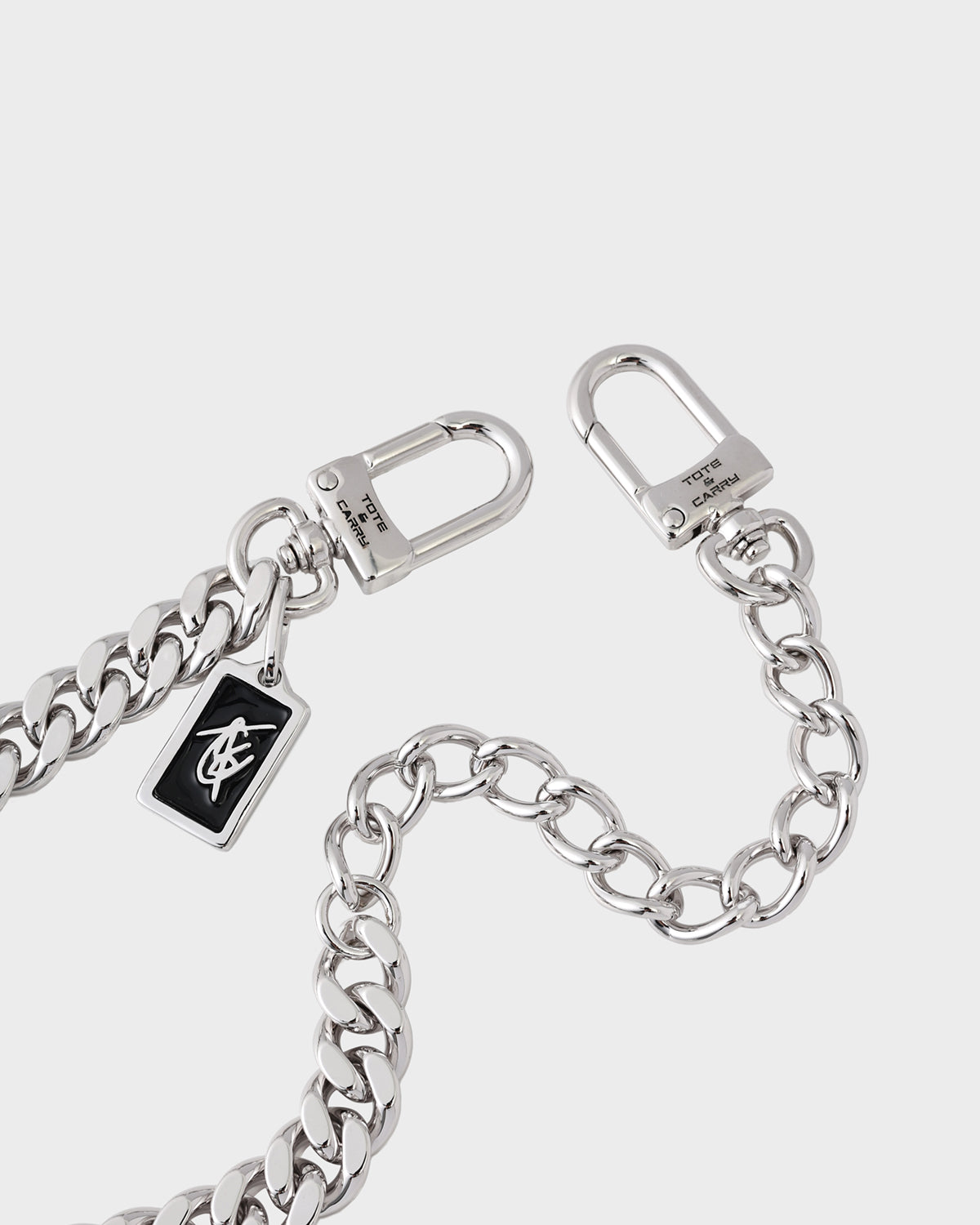 Stylish Cosmo Chain Necklace in Silver - Perfect for Everyday Wear, Date Nights & Gift Giving