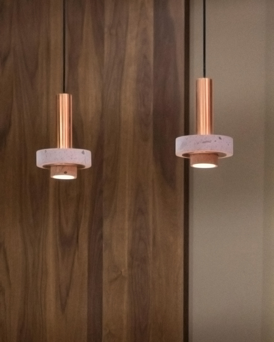 Ambra Pendant Lamp - Modern Hanging Light Fixture for Dining Room, Kitchen, or Living Room Decor - Elegant Glass Ceiling Light with Adjustable Cord