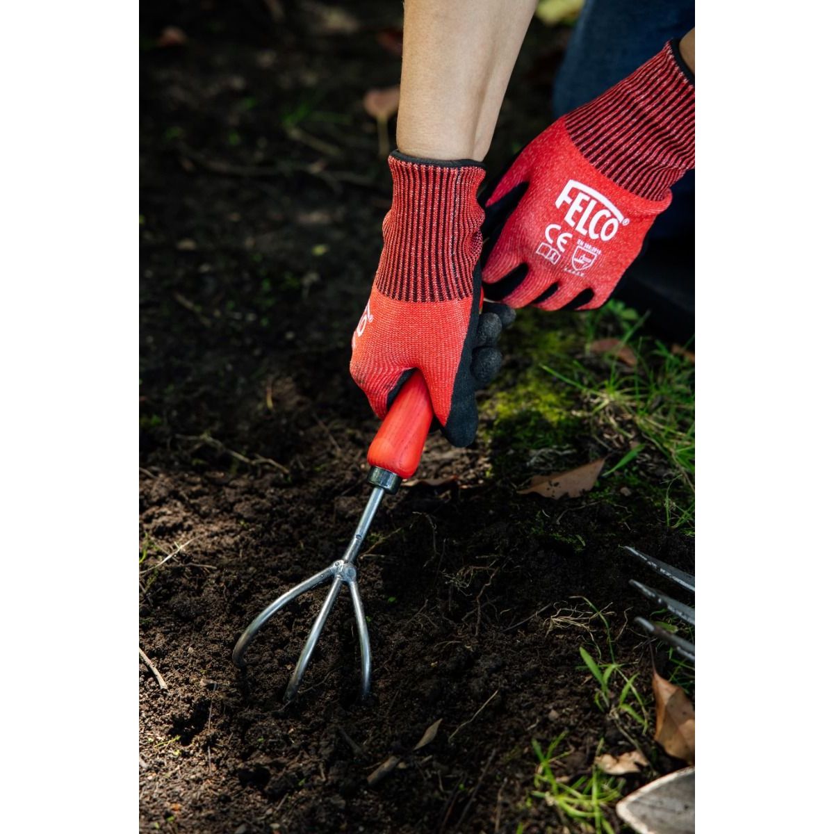 FELCO 411 Professional Garden Cultivator Hand Tool - Durable Weeding & Soil Aeration Tool for Gardening, Landscaping, and Farming