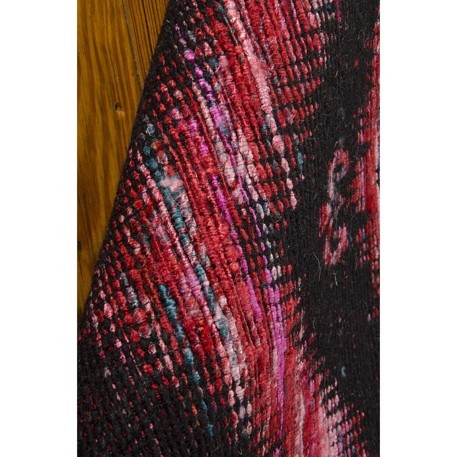 Nourison Spectrum Ikat Burgundy/Black 8' x 10'6