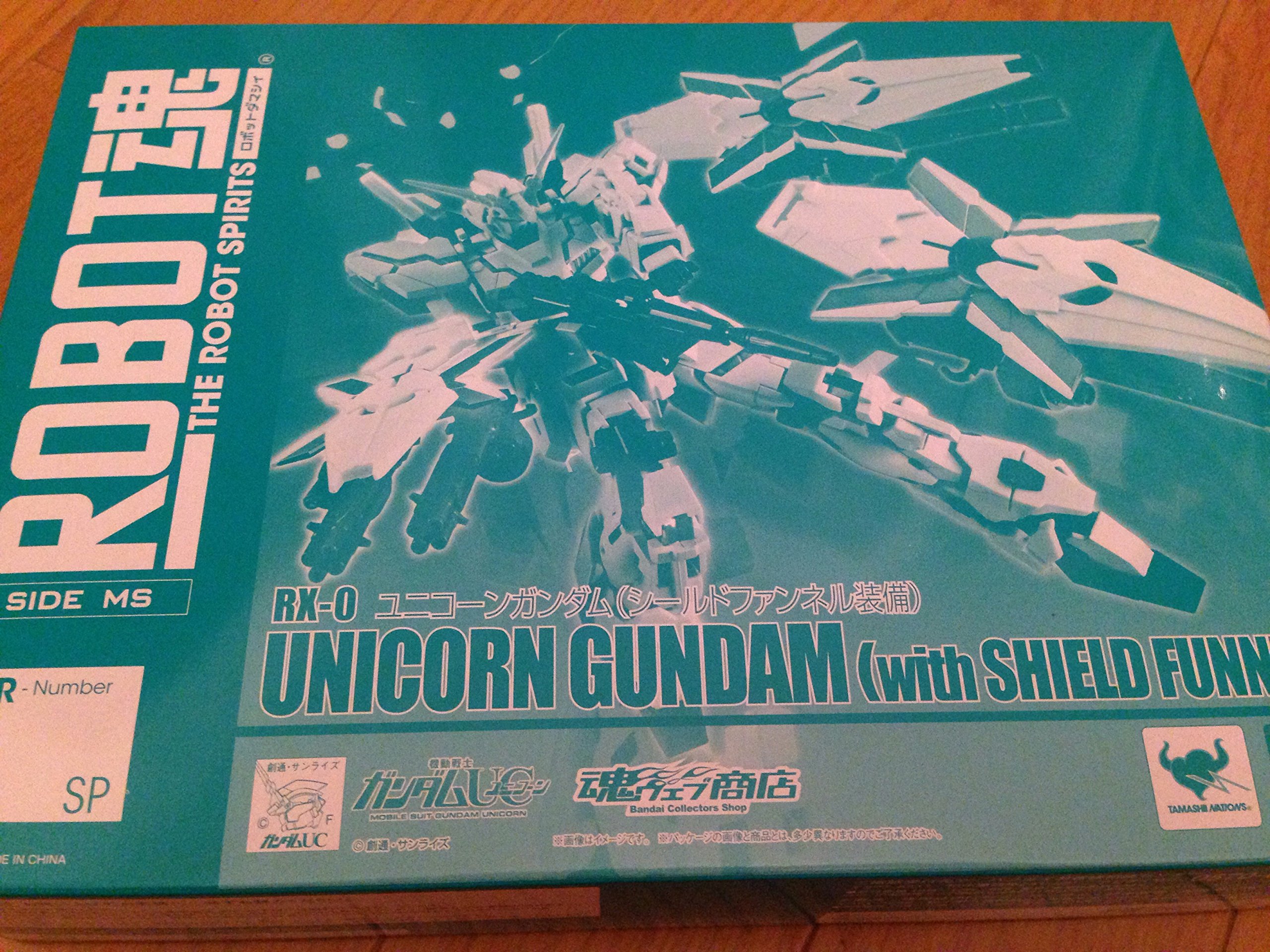 RX-0 Unicorn Gundam Model Kit with Shield & Funnel - Bandai Tamashii Nations Robot Spirits SIDE MS Action Figure - Perfect for Collectors & Gundam Fans Display & Battle Scenes