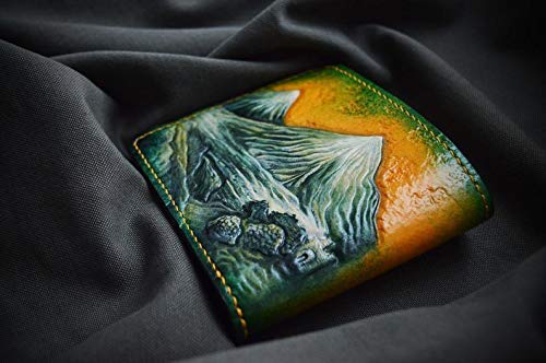 Handcrafted 3D Genuine Leather Wallet for Men - Custom Engraved & Hand-Painted with Ararat Mountain, Snake & Sword Design - Personalized Gift for Father's Day, Birthday & Travel Accessories