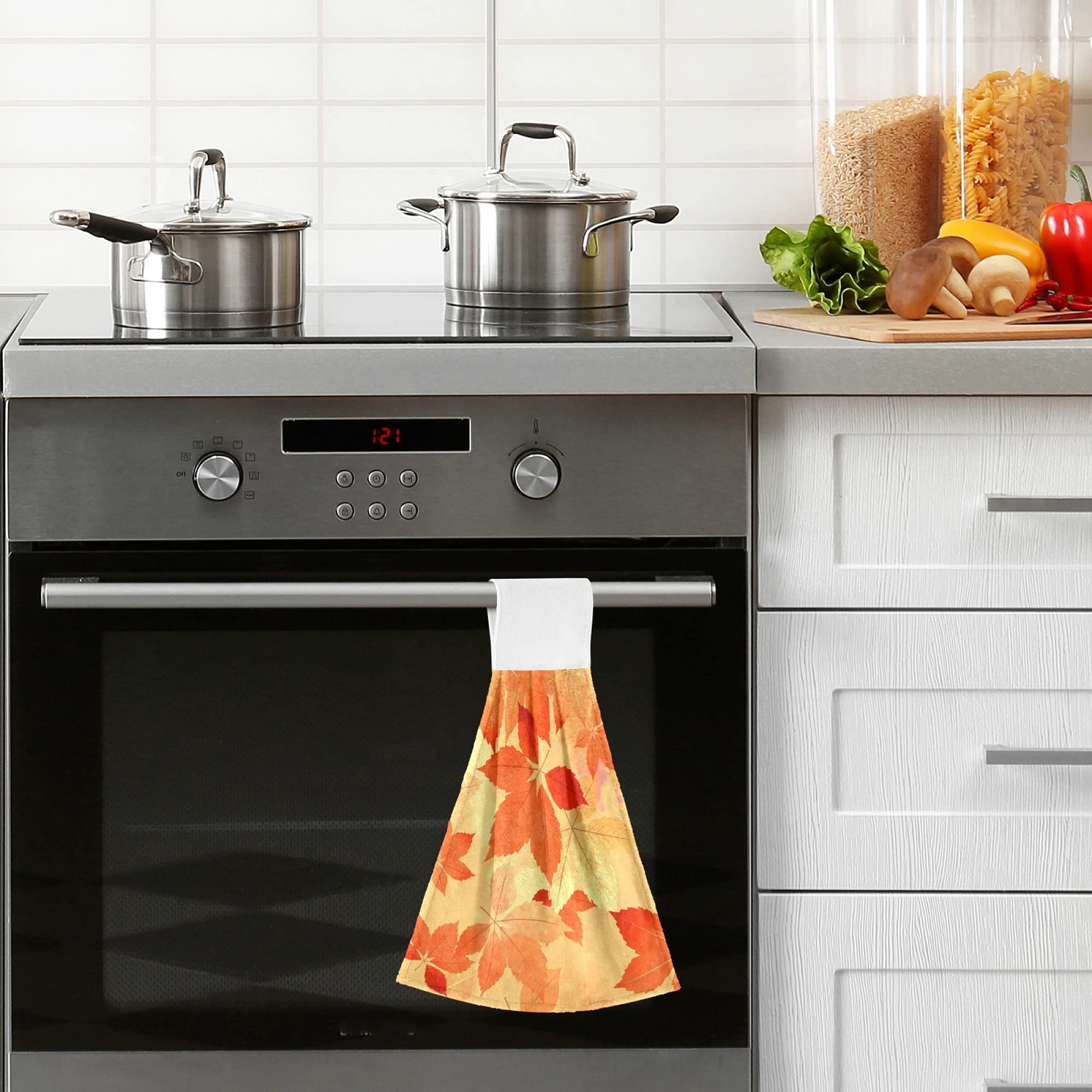 Autumn Maple Leaf Hanging Kitchen Towels - Fast Drying Dish Cloths & Tea Towels Set of 2 - Fall Leaves Bathroom Hand Towels for Bath, Table, Gym & Home Decor - Perfect for Thanksgiving, Halloween & Seasonal Decorations