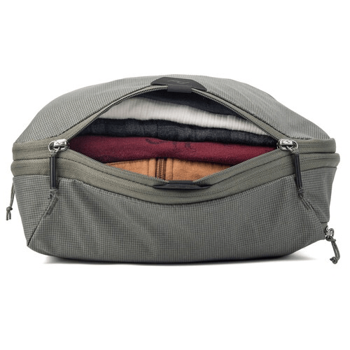 Peak Design Medium Packing Cube - Sage Green | Travel Organizer for Suitcases, Backpacks & Luggage | Perfect for Business Trips & Vacations