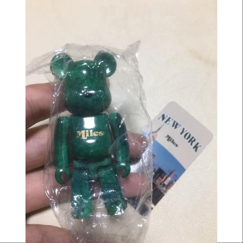 Bearbrick Series 40 ARTIST Miles New York 100% Collectible Vinyl Figure - Perfect for Display, Gifts & Pop Culture Enthusiasts