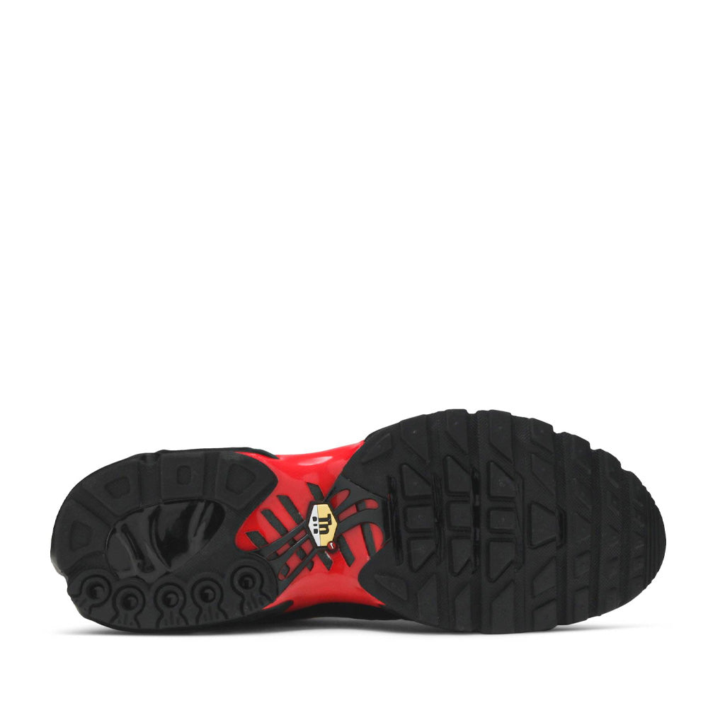 Nike x Supreme FW20 Air Max Plus TN Black Sneakers - Men's Streetwear Shoes for Running & Casual Wear