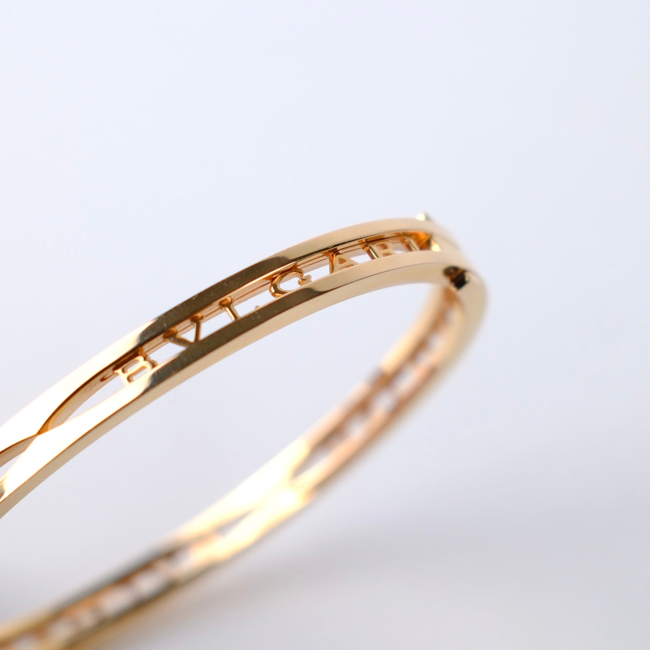 Bvlgari B Zero1 Bracelet for Women - 18K Rose Gold Luxury Jewelry Gift (Size S/M) - Perfect for Weddings, Anniversaries & Special Occasions