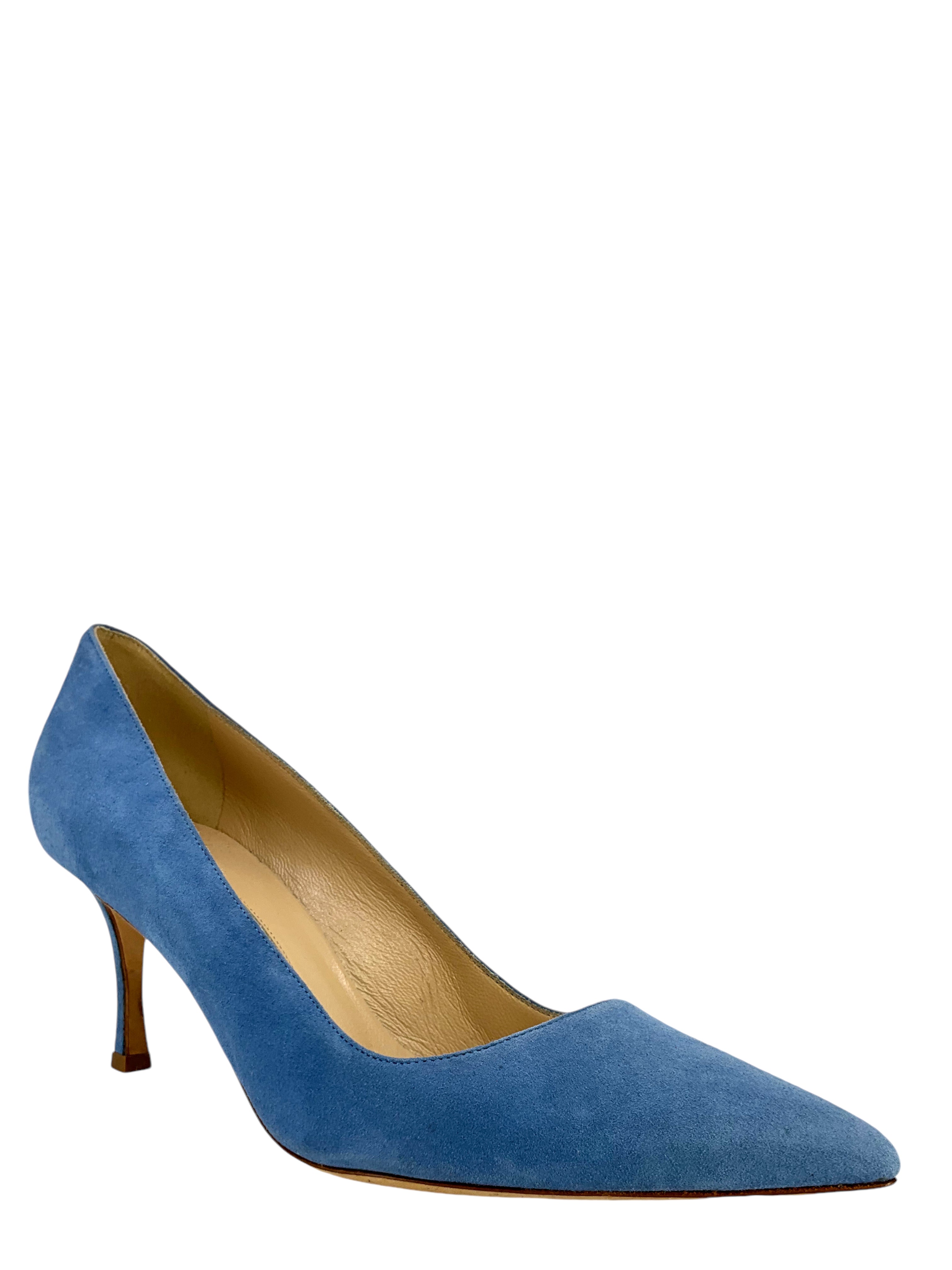 MANOLO BLAHNIK Suede BB Point Toe Pumps Women's Size 7.5 - Elegant High Heels for Wedding, Party & Office Wear