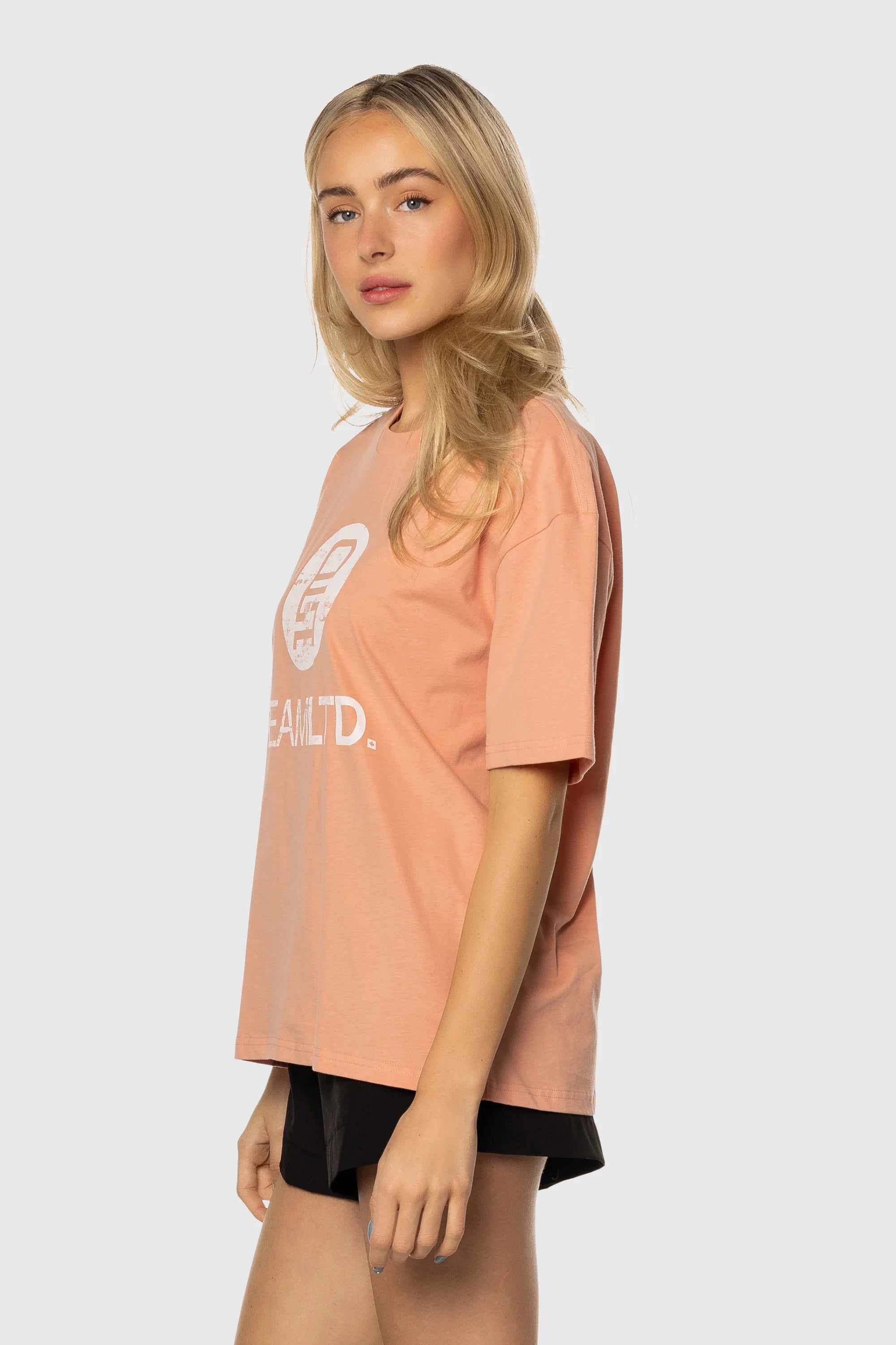 Oversized Logo T-Shirt for Men & Women | Trendy Graphic Cotton Tee | Perfect for Casual Wear, Street Style & Everyday Outfits