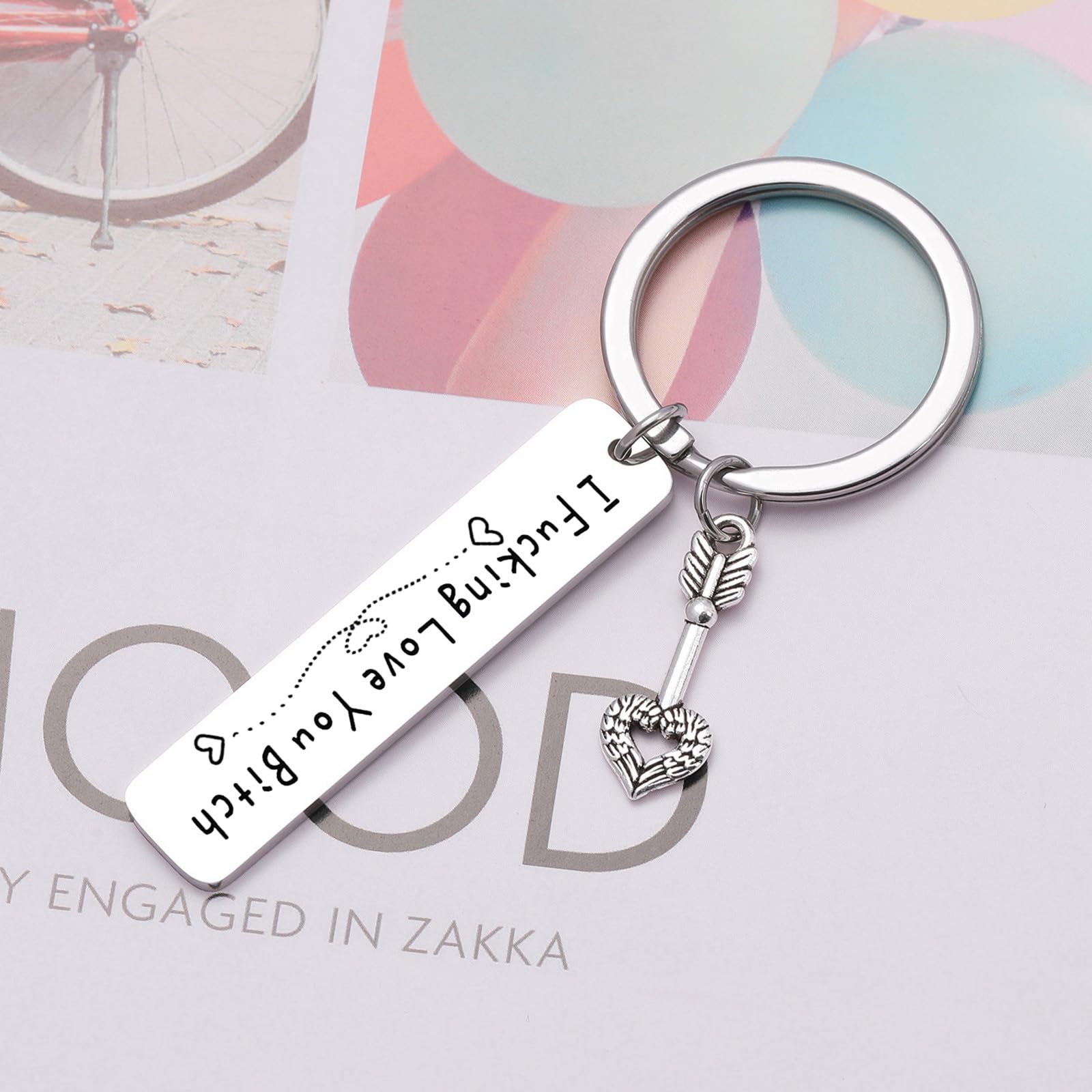 Best Friend Keychain - Cute Friendship Jewelry Gift for Women, Sister, BFF - Personalized Engraved Keyring for Birthday, Christmas, Anniversary - Perfect for Everyday Carry, Gifts for Besties & Loved Ones