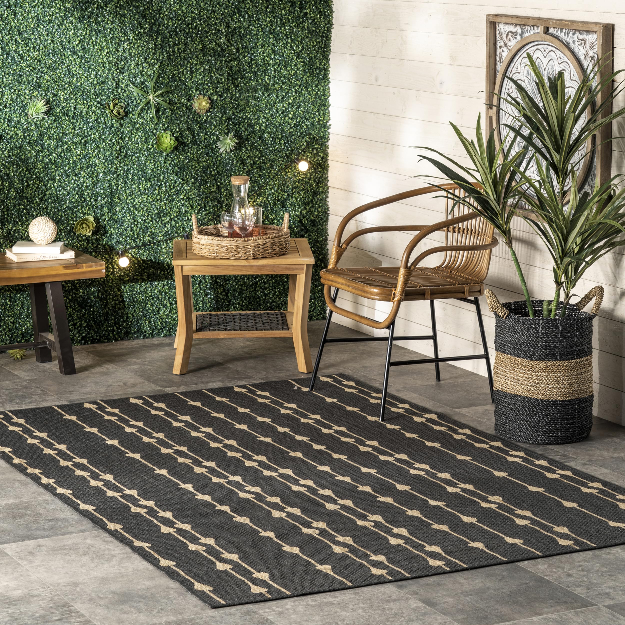 nuLOOM 4' x 6' Outdoor Performance Rug - Stain & Weather Resistant, Heavy Traffic Durable - Perfect for Patio, Balcony, Deck & Backyard - Kiernan Charcoal Grey - Ideal for Outdoor Entertaining & Relaxation