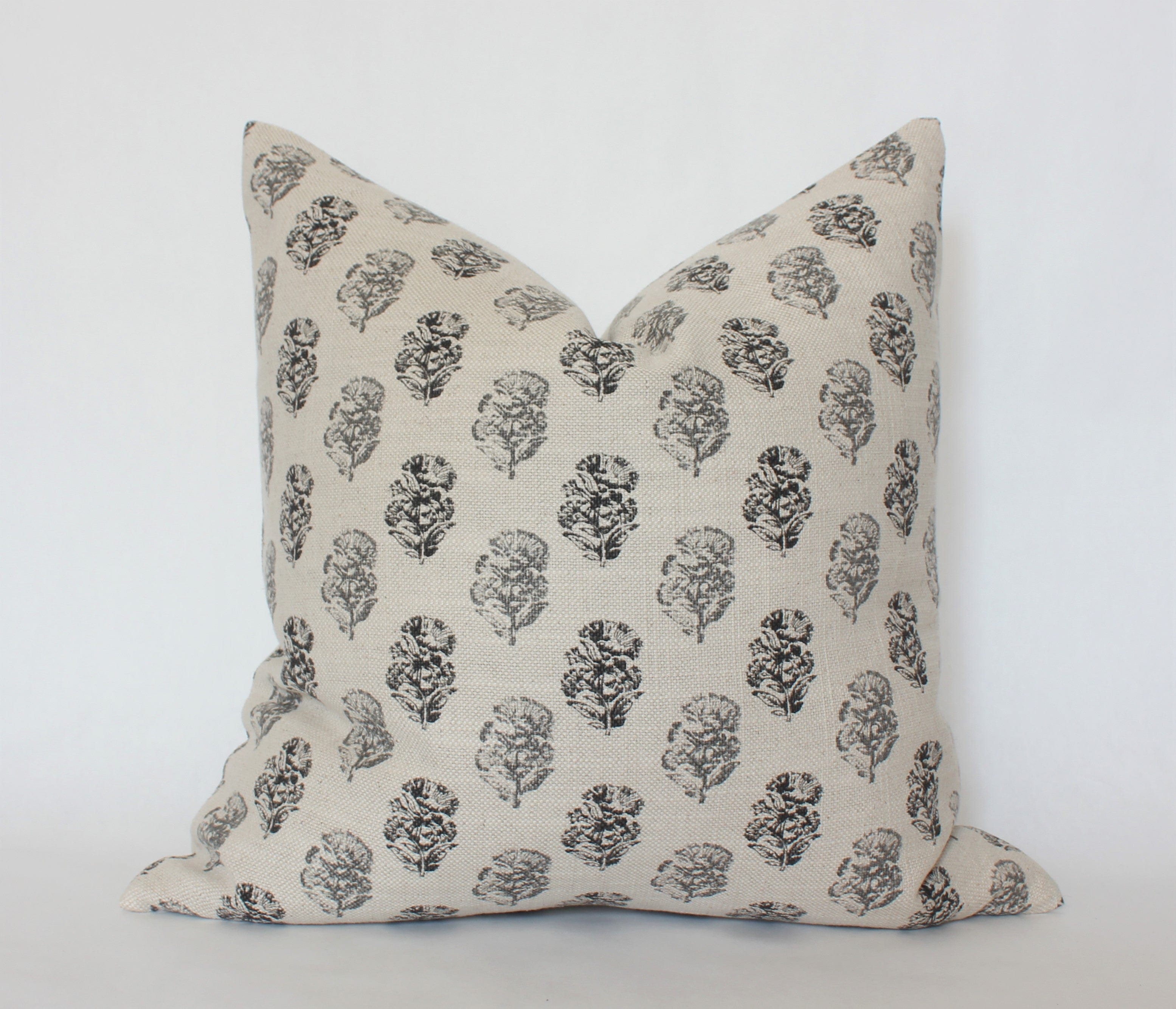 Velora Sofa Pillow Set of 5 - Ultra Soft Decorative Throw Pillows for Couch, Bed & Living Room - Perfect for Home Decor, Cozy Comfort & Stylish Accents