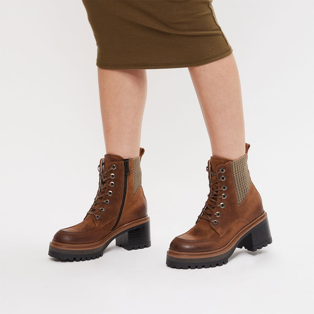 Miz Mooz Elsie Women's Comfortable Ankle Boots - Stylish & Durable Leather Booties for Casual Wear, Office & Outdoor Activities